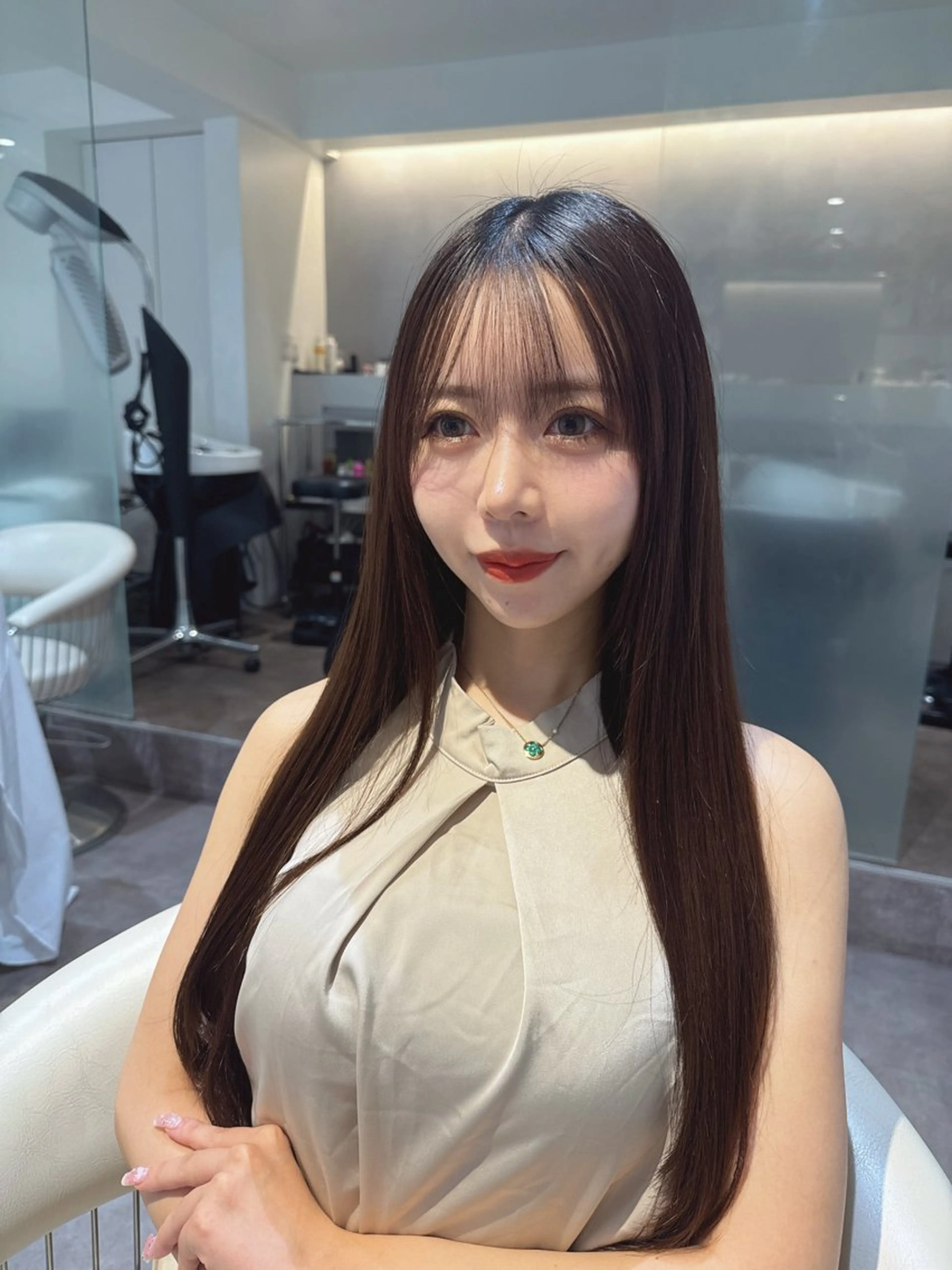 ロング カラー ベージュカラー ブリーチ 透明感カラー グレージュ ブリーチなしカラー カット ヘアカラー 原宿/美髪カラー 🫧TAISEIのヘアスタイル