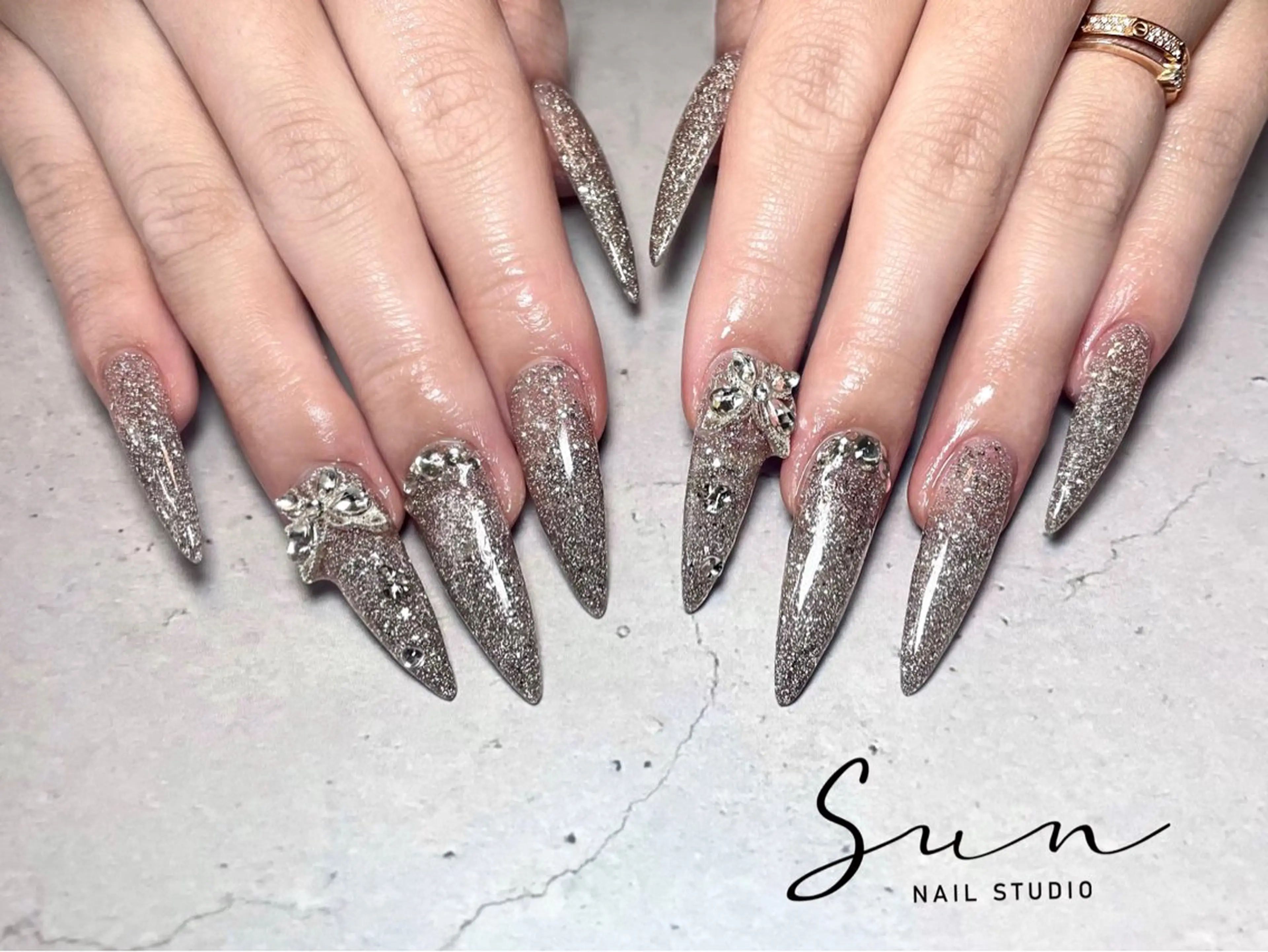 ネイル ハンドネイル ハンドケア SUN nail上本町のネイルデザイン