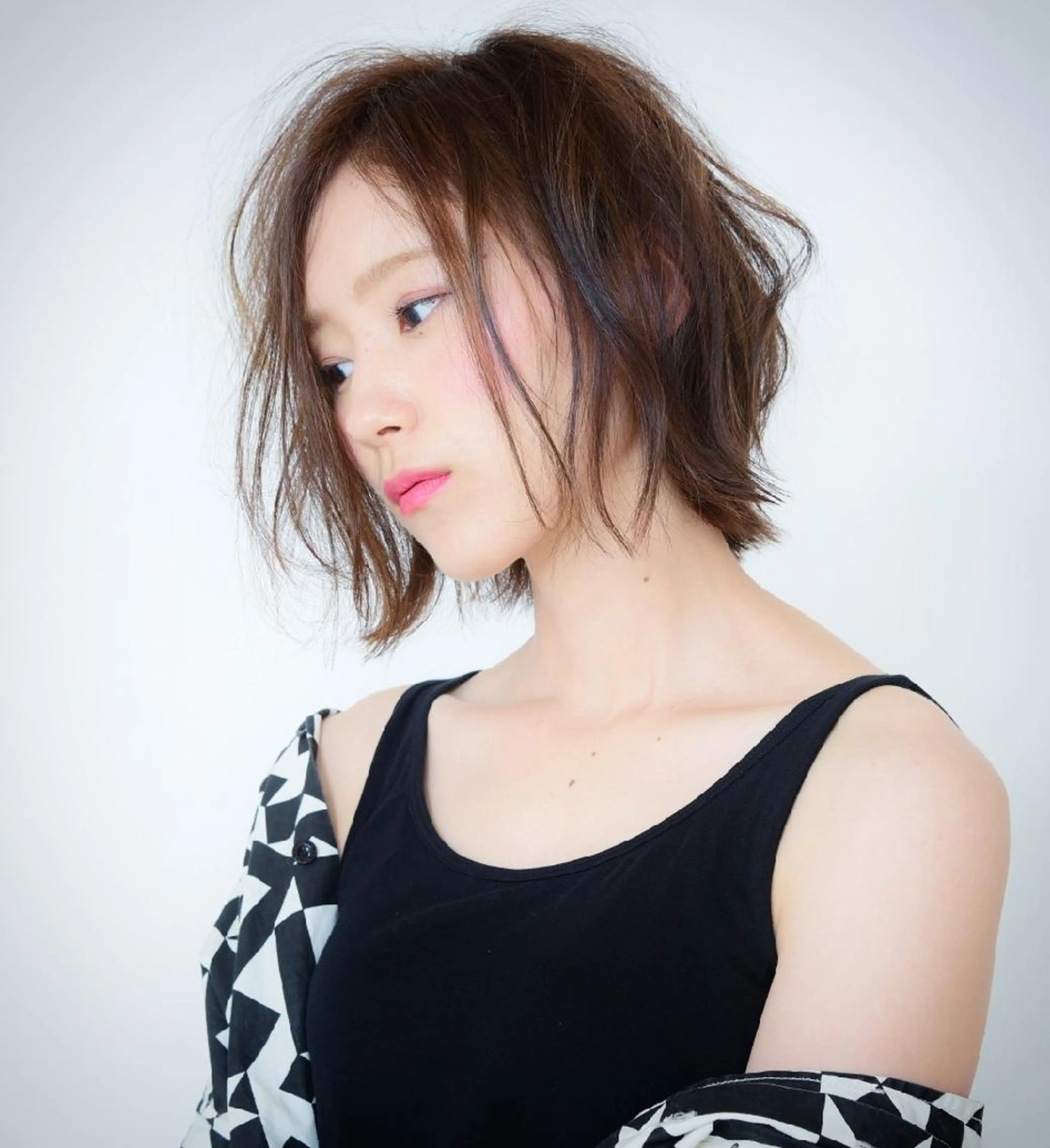 ミディアム ジャスミン　PETZ所属・ショートスタイルの鬼 ヒロシのヘアスタイル