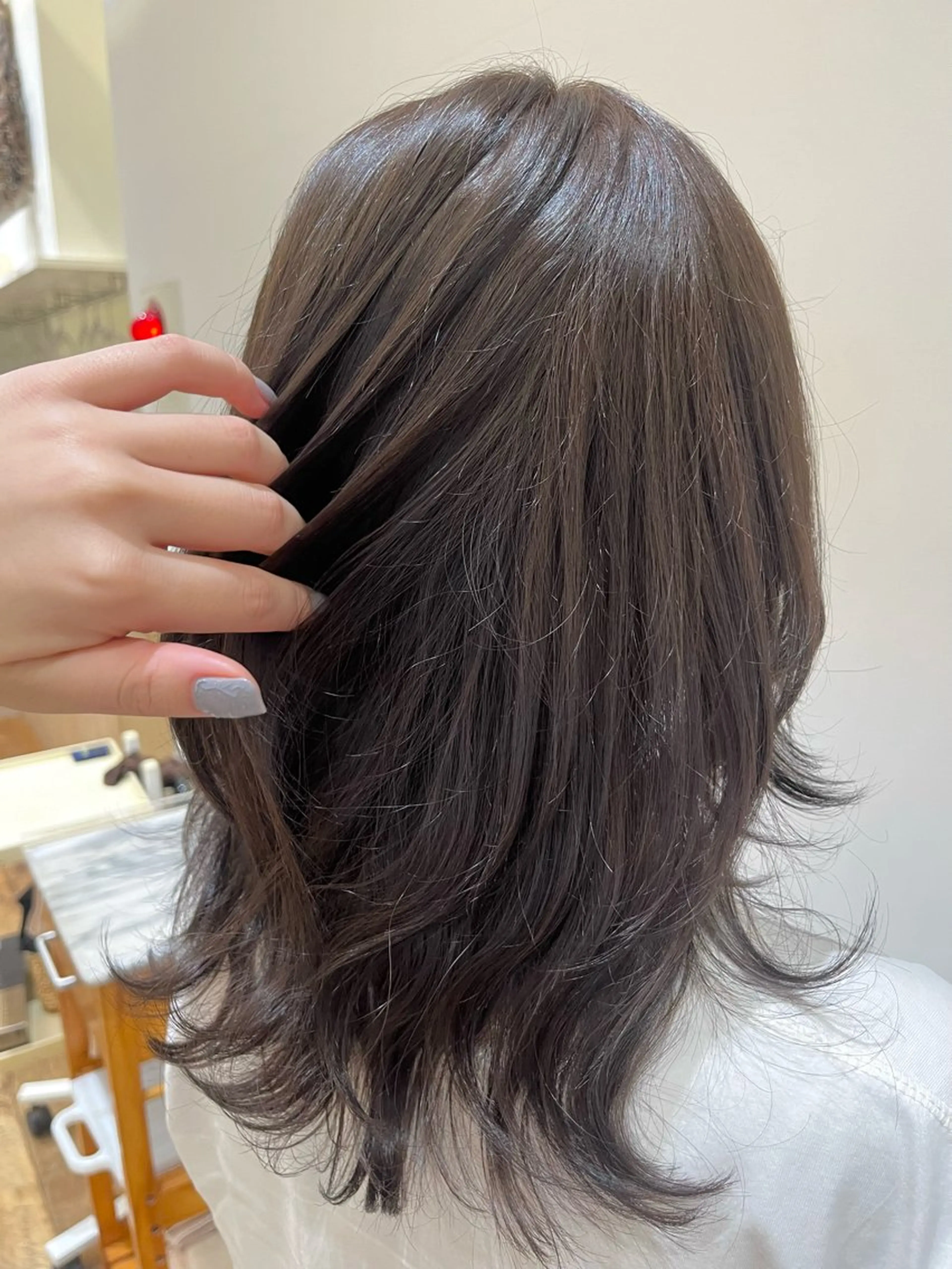 セミロング カラー アッシュ アッシュブラウン ブラウンカラー 透明感カラー グレージュ ヘアカラー つじしおり／ ショートヘア募集のヘアスタイル