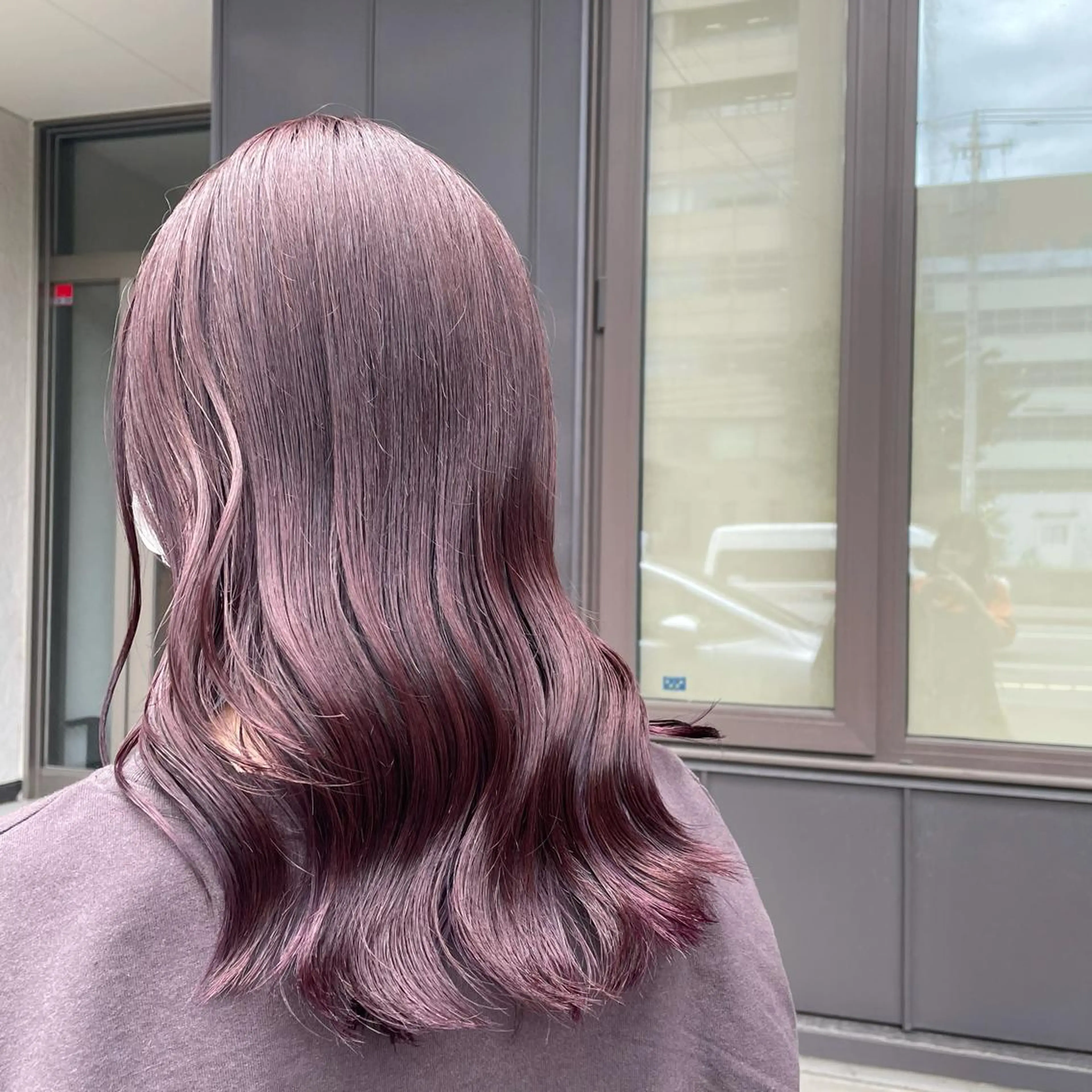 セミロング カラー カット ヘアカラー トリートメント 🌼RIKA🌼レデ ィース専門💖のヘアスタイル