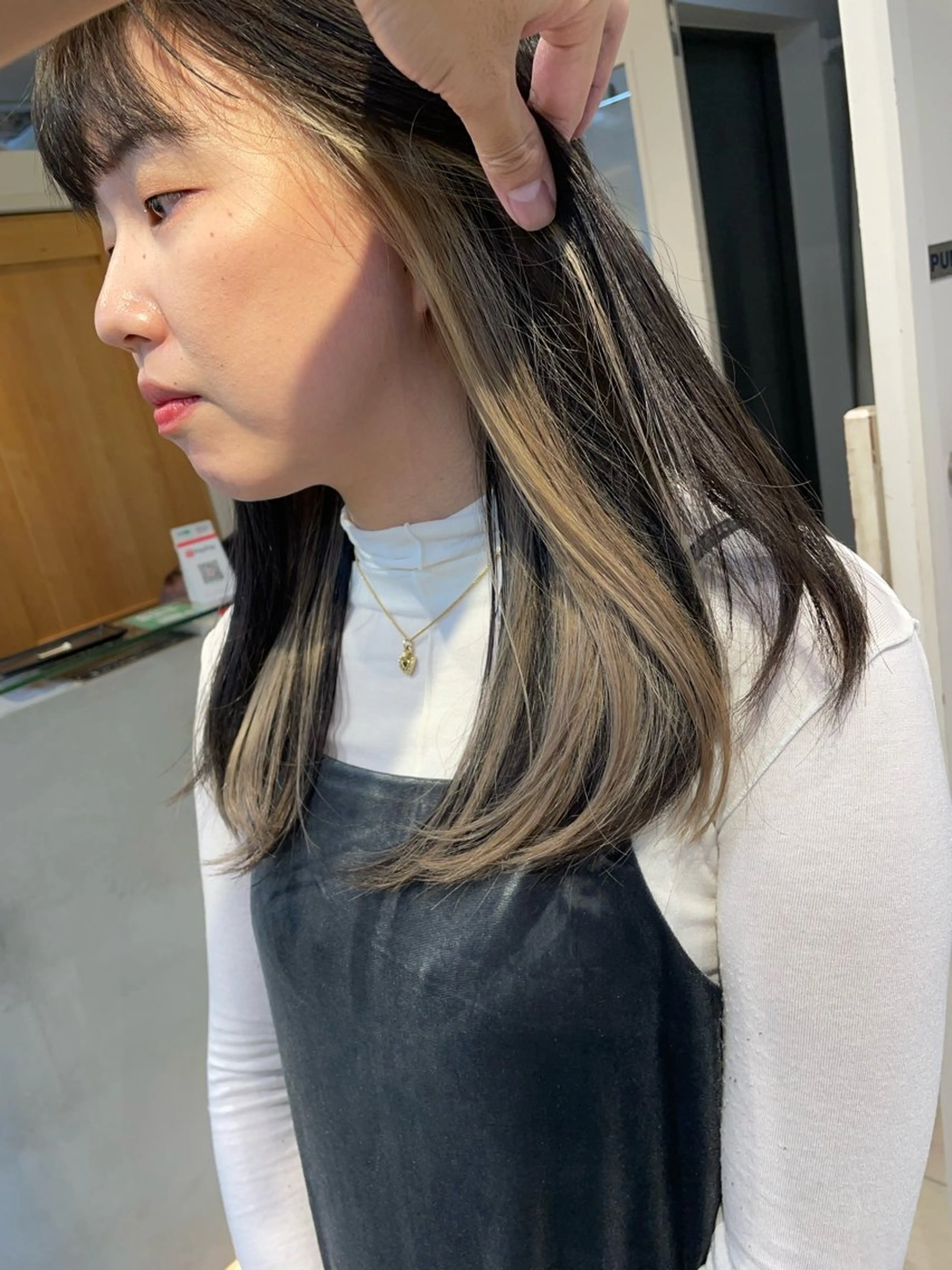 セミロング カラー ベージュカラー 透明感カラー 韓国風カラー ラベンダーカラー ラベンダーピンク ヘアカラー 樋口　将輝 カラーモデル募集中のヘアスタイル