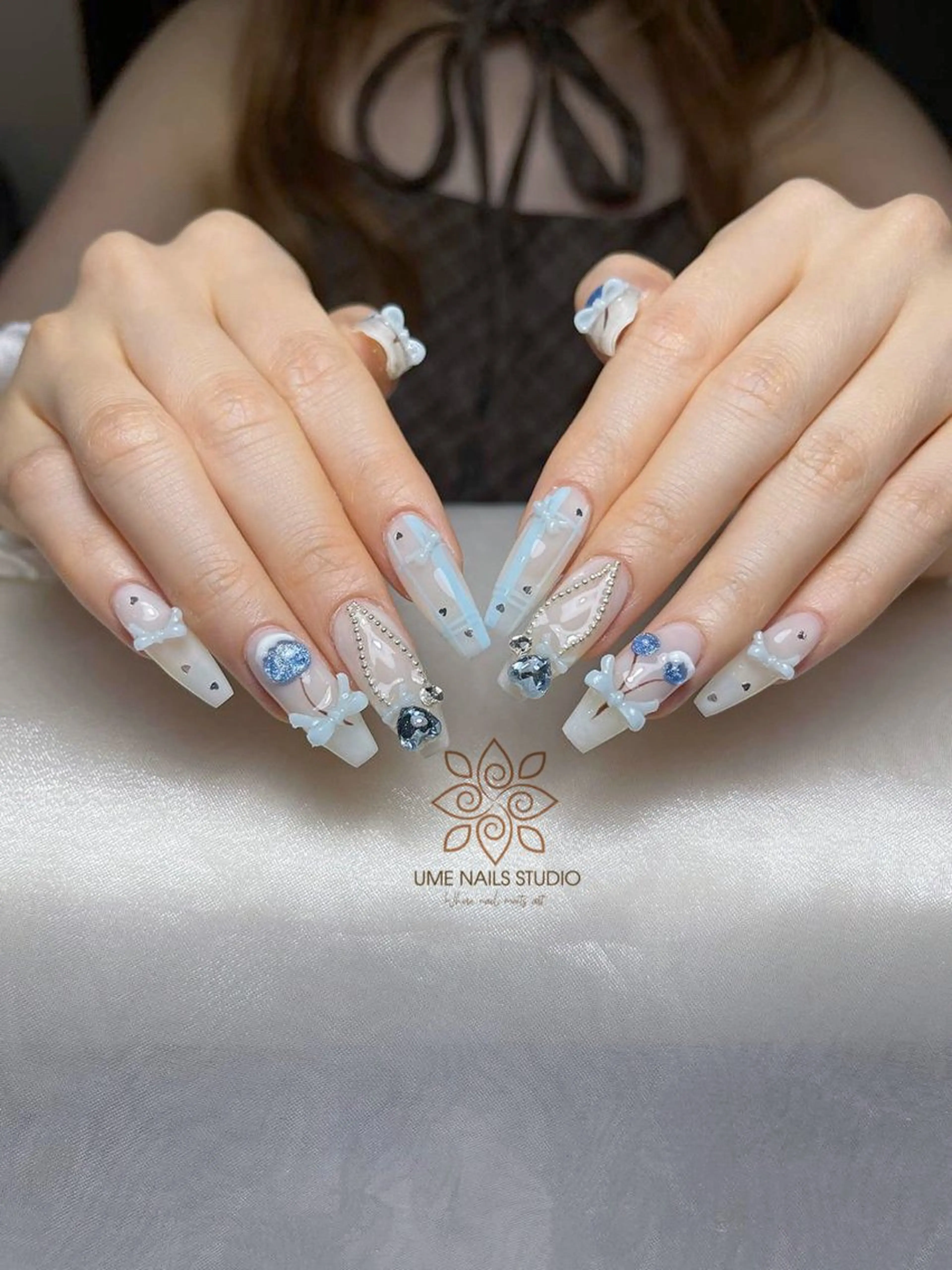 ネイル チークネイル クリアネイル ガーリー キラキラネイル 韓国ネイル ハンドネイル Ume Nail Studioのネイルデザイン