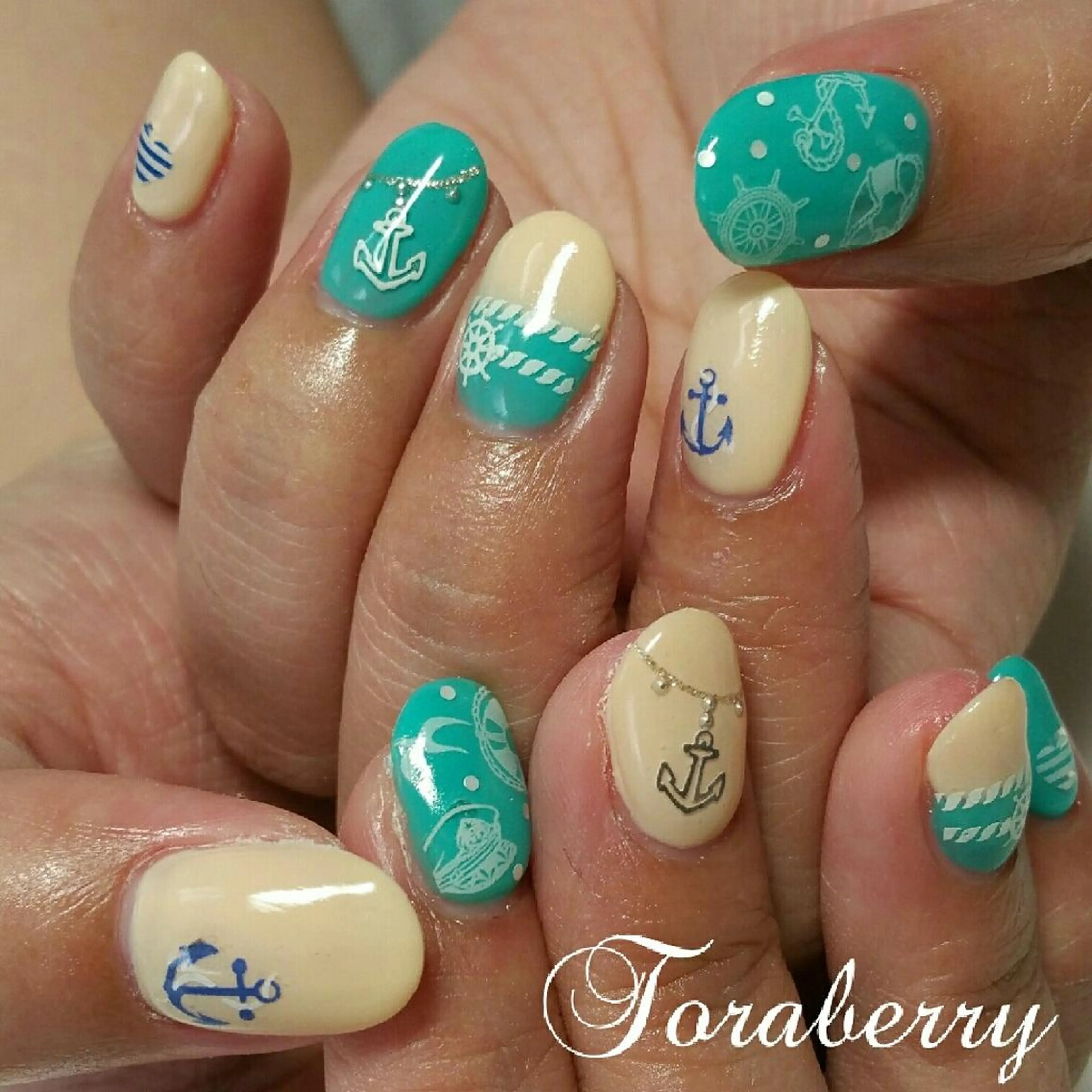 ネイル 持ち込み ネイリスト なつみのネイルデザイン