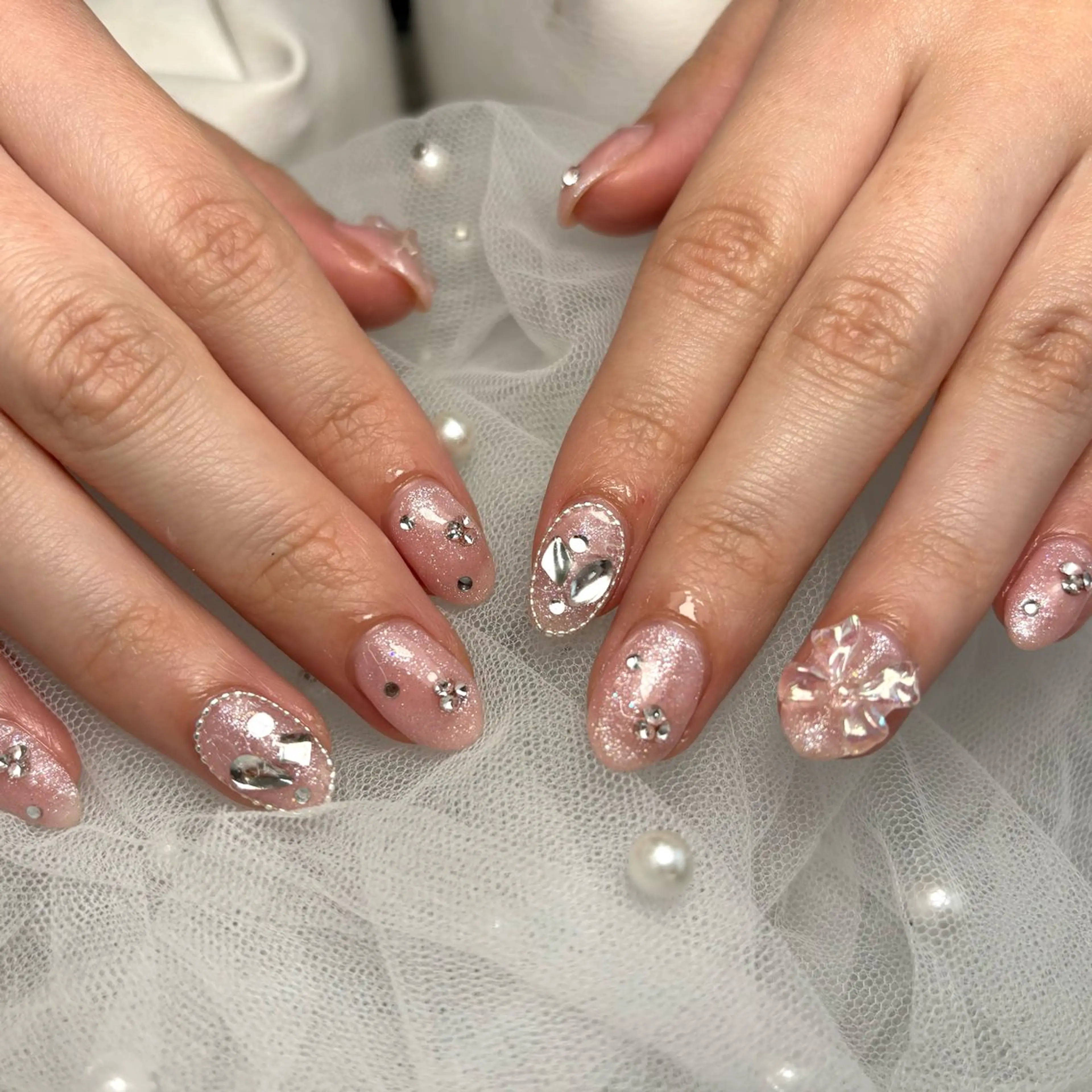 ネイル ストーンネイル ハンドネイル nail salon Re.lief所属・re.lief nailのネイルデザイン