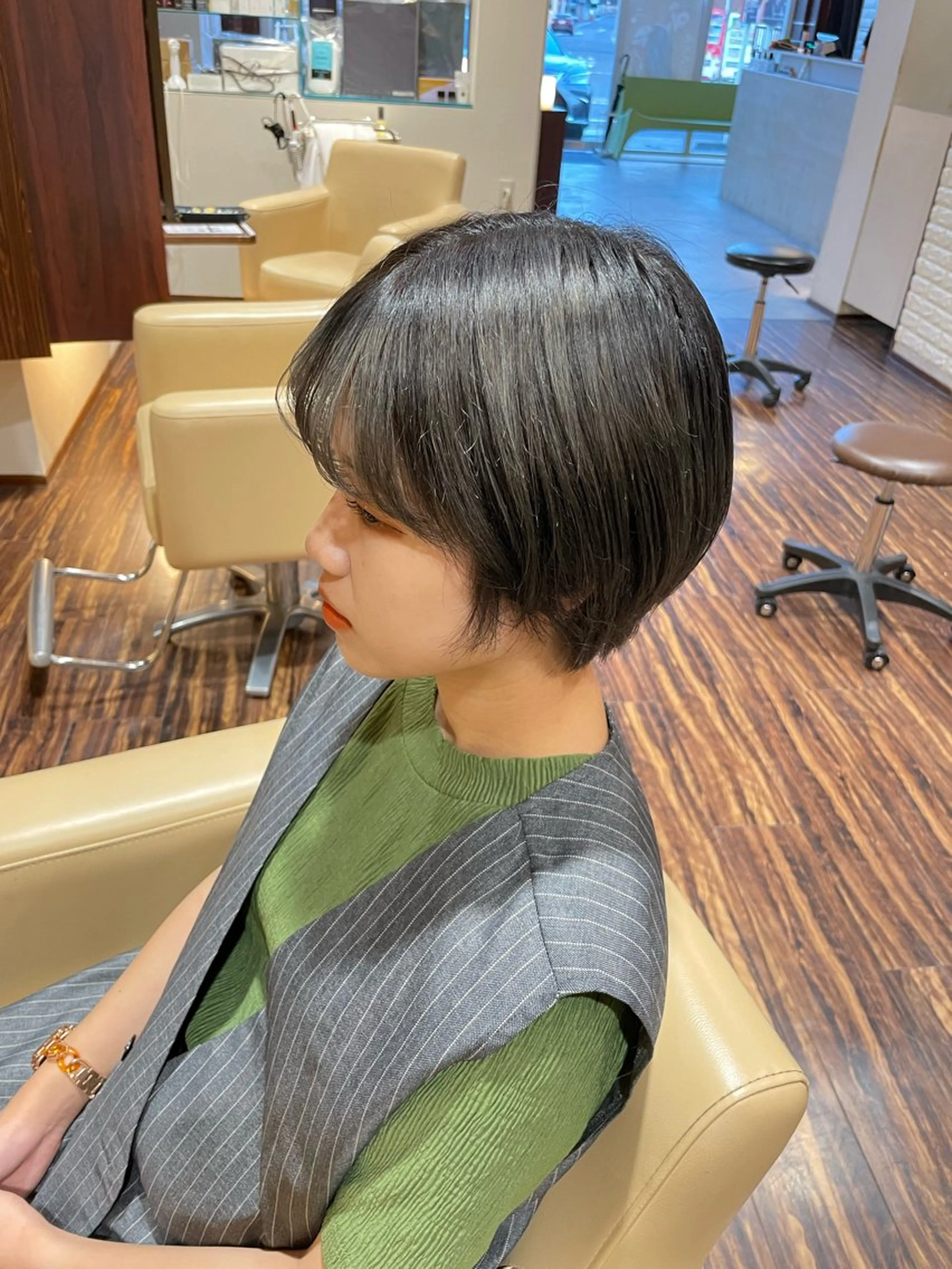 ショート カラー 金子 珠梨のヘアスタイル