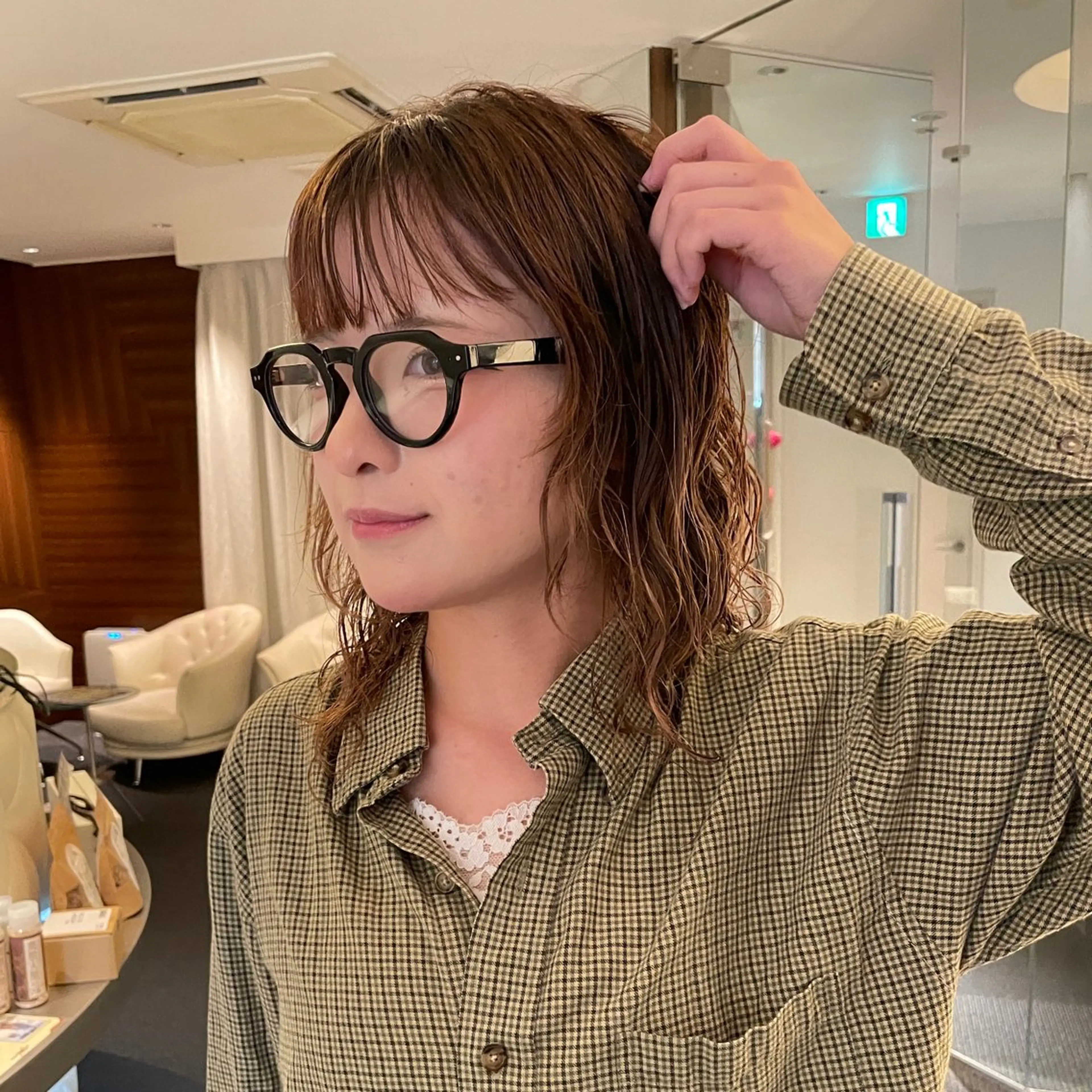 セミロング セミロングパーマ 顔まわりレイヤー レイヤーカット モデル募集/清水 レイヤーパーマのヘアスタイル