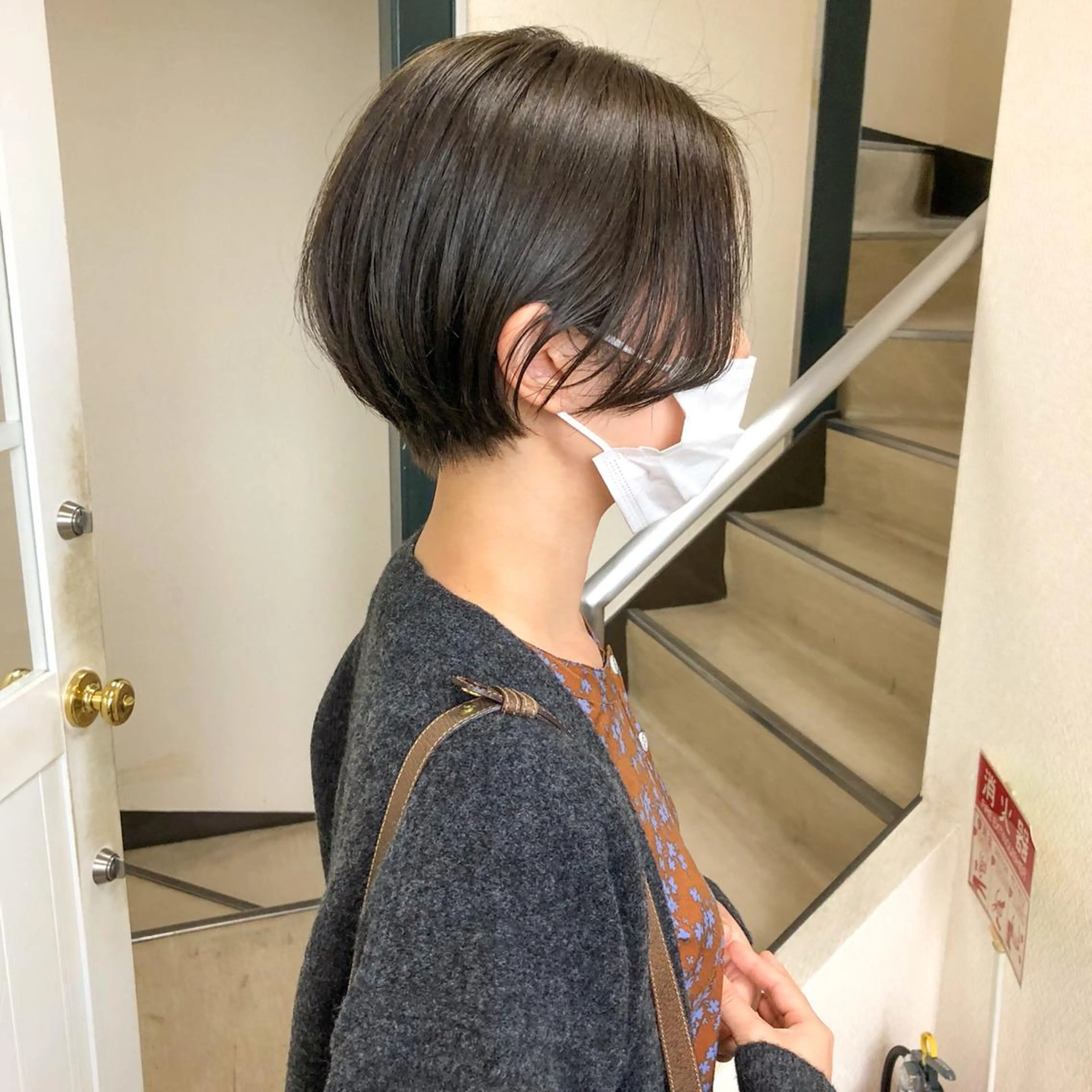 ショート カラー グレージュ オリーブグレージュ オリーブグレー ショートヘア 水野 雪 /パーマ/暖色カラーのヘアスタイル