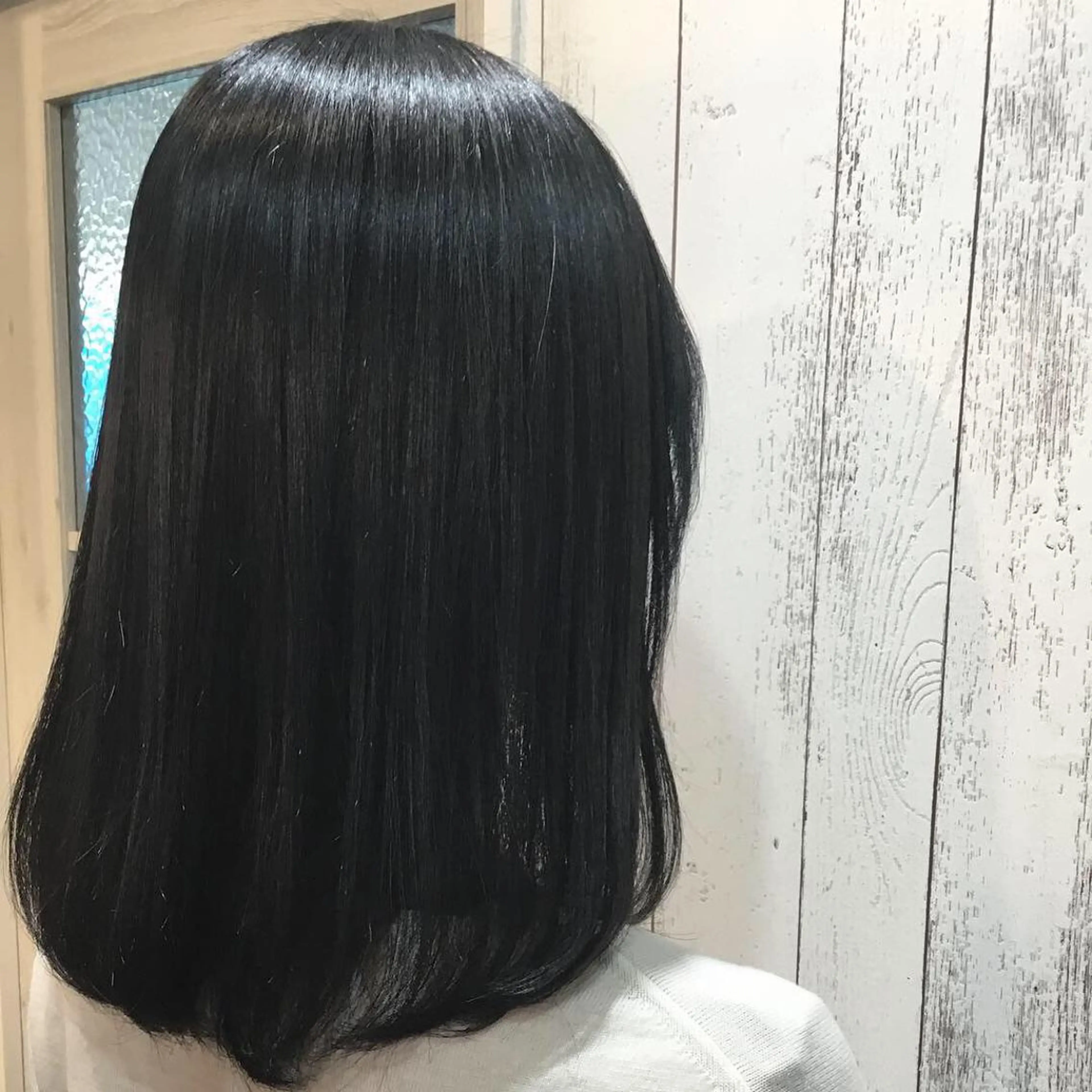ミディアム カラー パーマ 金崎 新吾のヘアスタイル