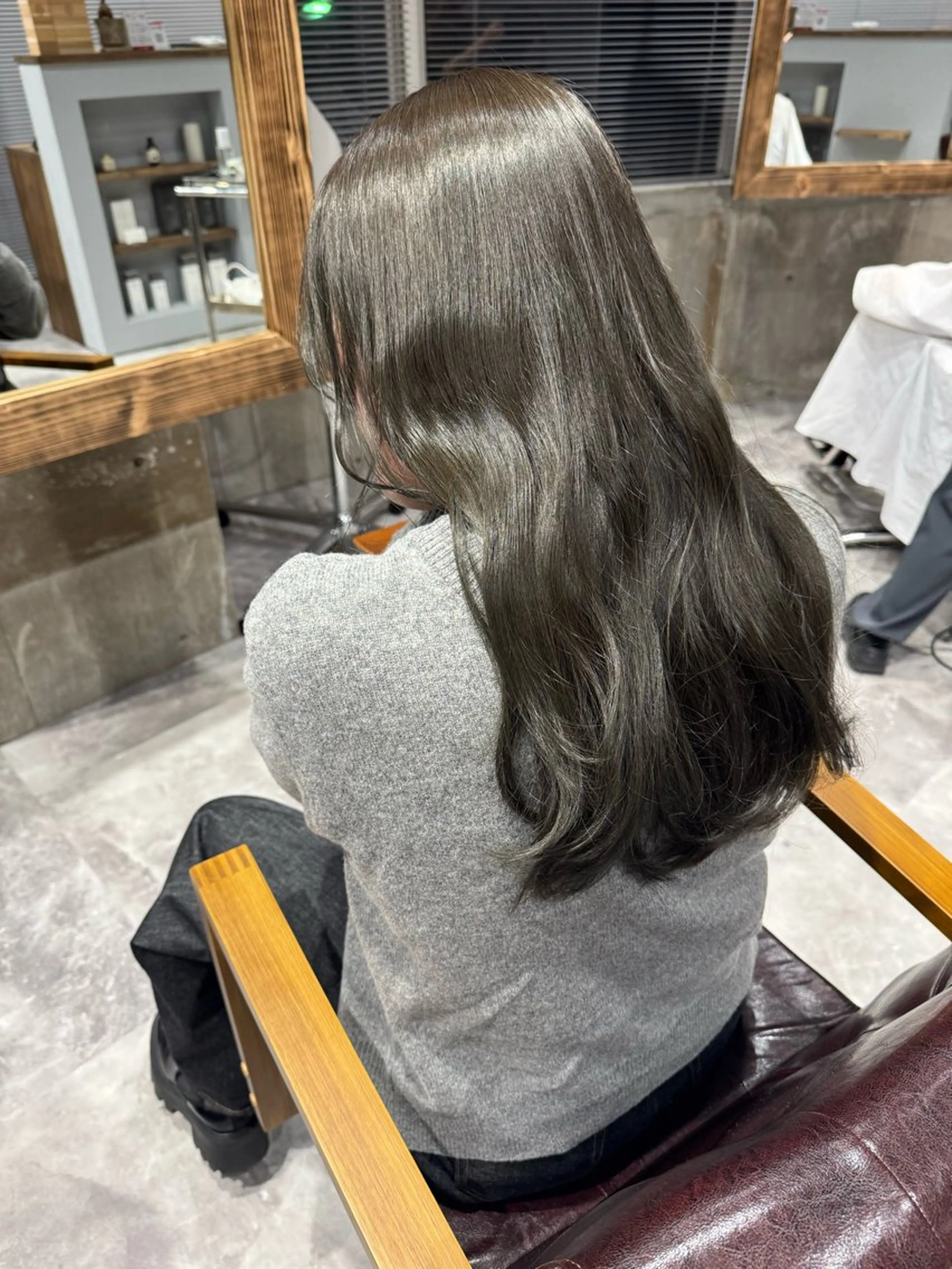 ロング カラー イルミナカラー オレンジ レイヤーカット カット ヘアカラー 画 kirikaのヘアスタイル