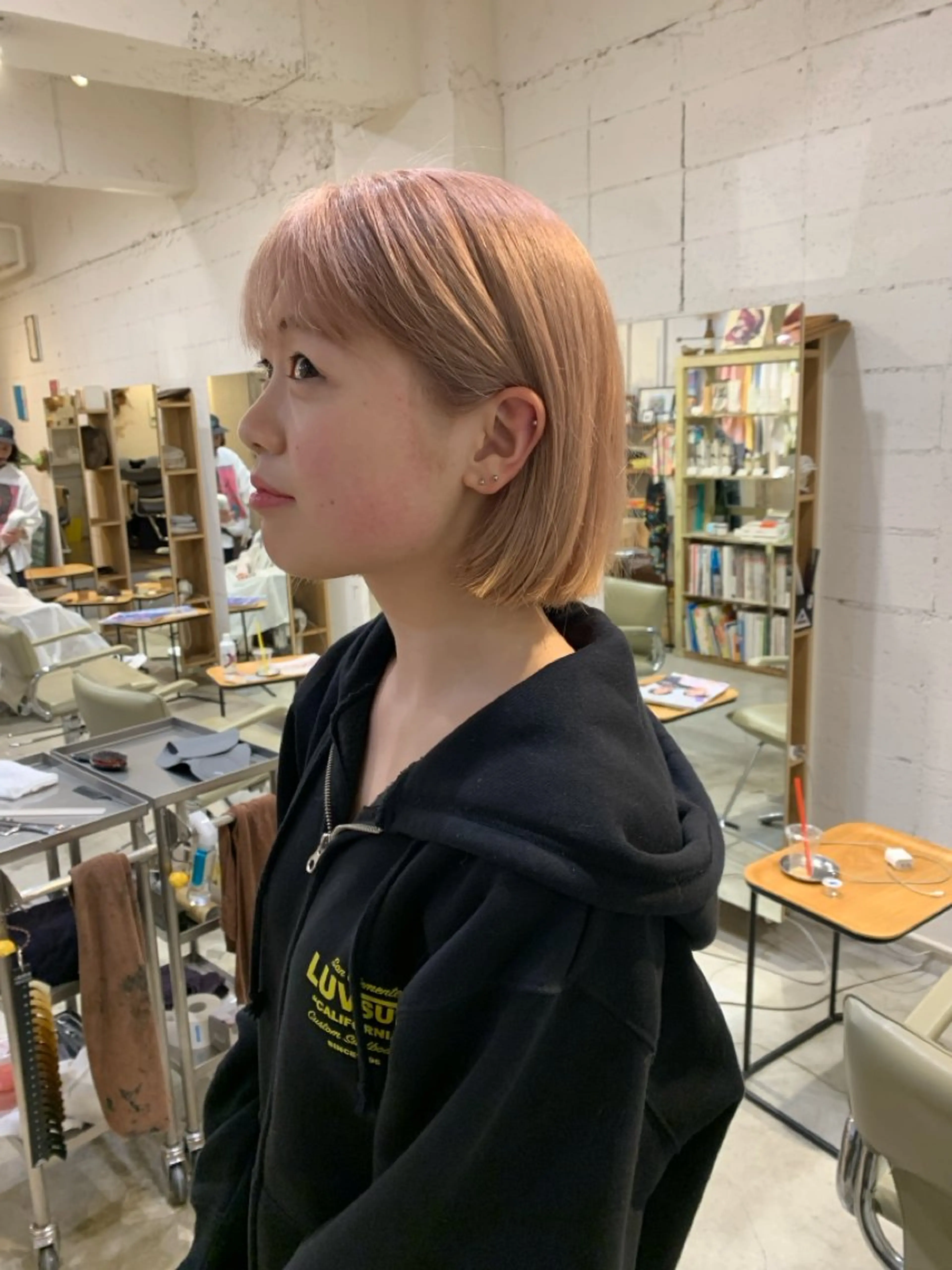 ショート カラー ブリーチ 【takk】 ナカヤママサヨシのヘアスタイル