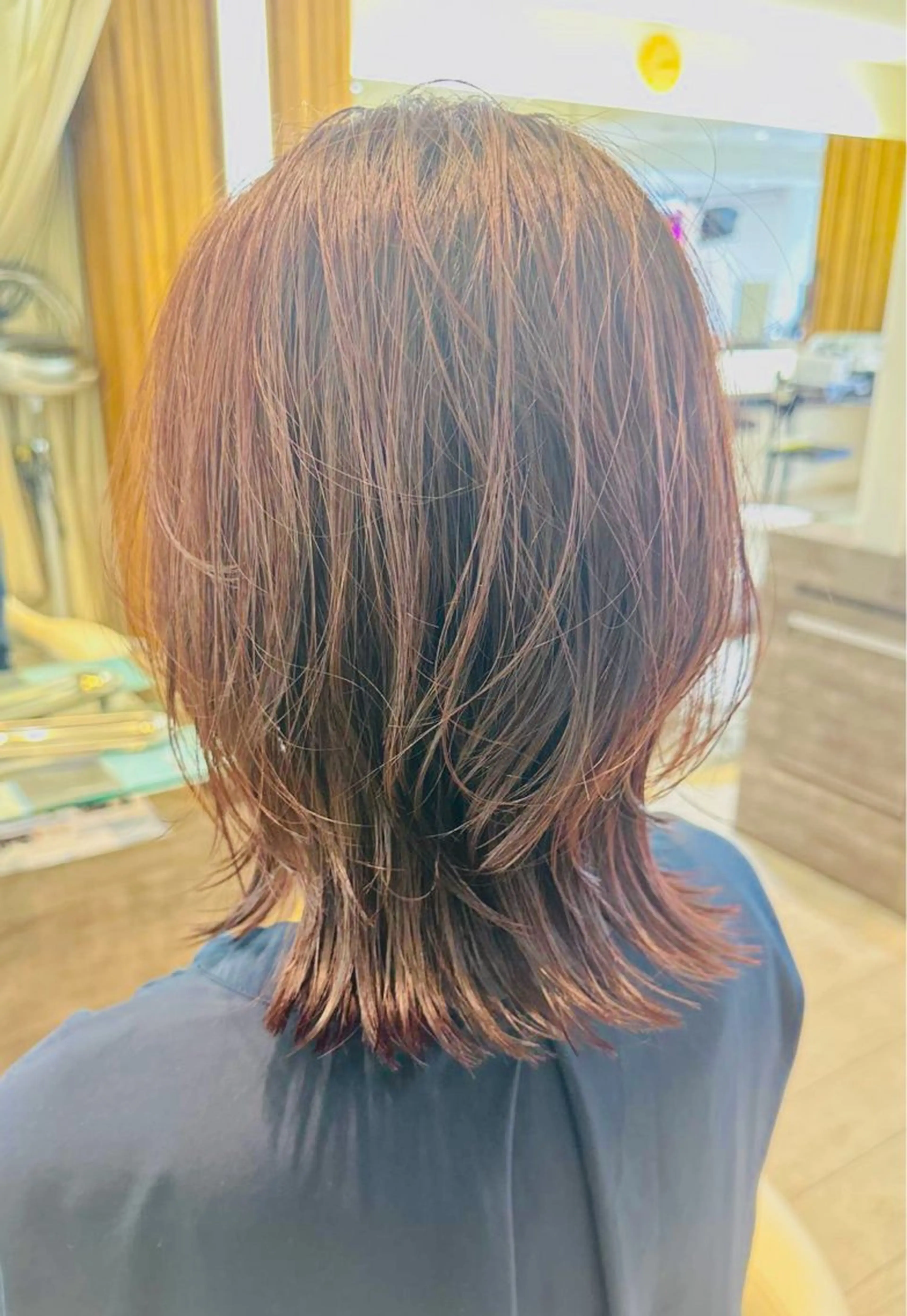 ミディアム カラー ブリーチ 透明感カラー イルミナカラー 外国人風カラー カット ヘアカラー トリートメント 佐野 太河のヘアスタイル