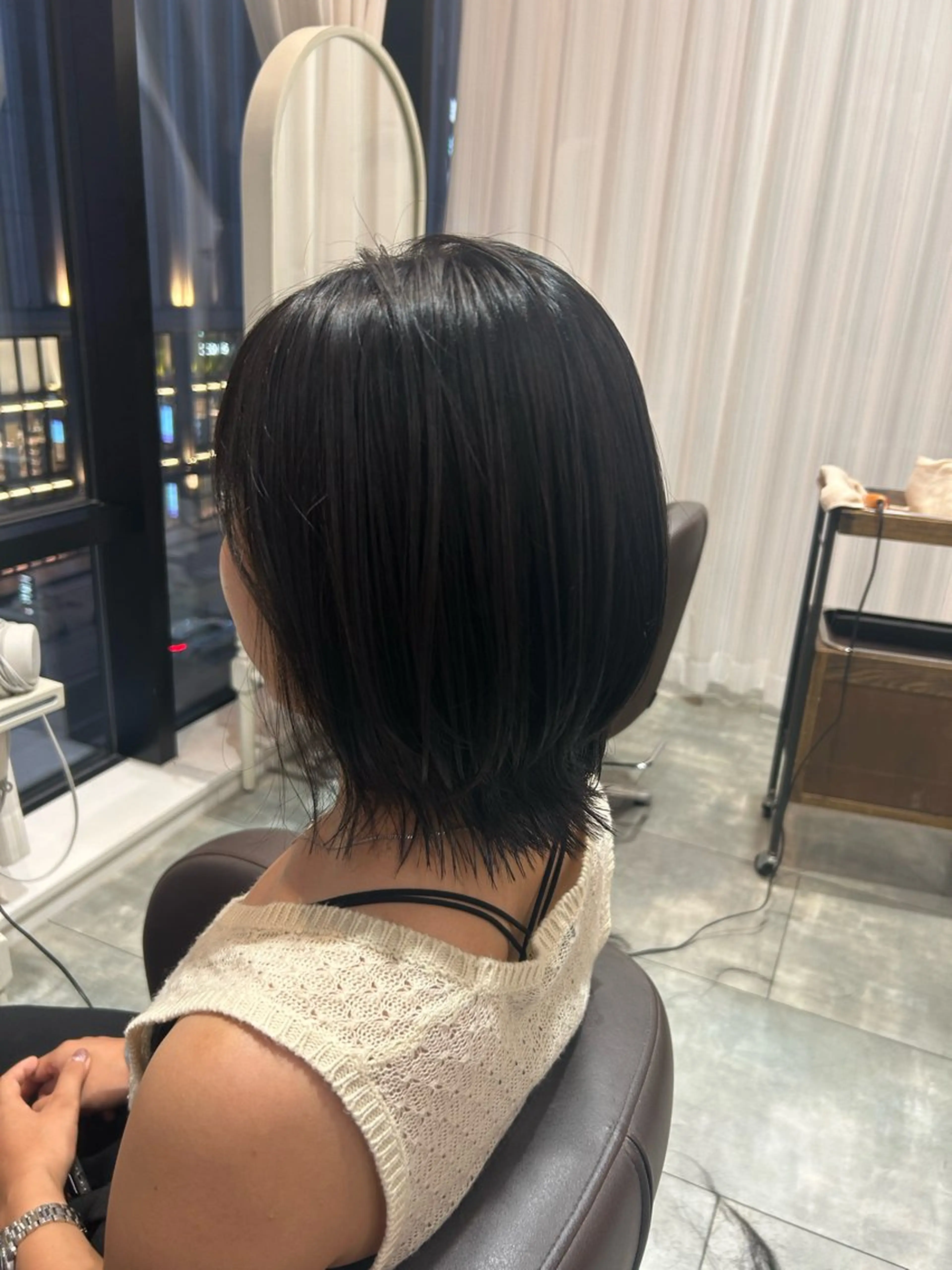ミディアム La Bless 大阪梅田所属・梅田 ミディアム ショートYUKINOのヘアスタイル