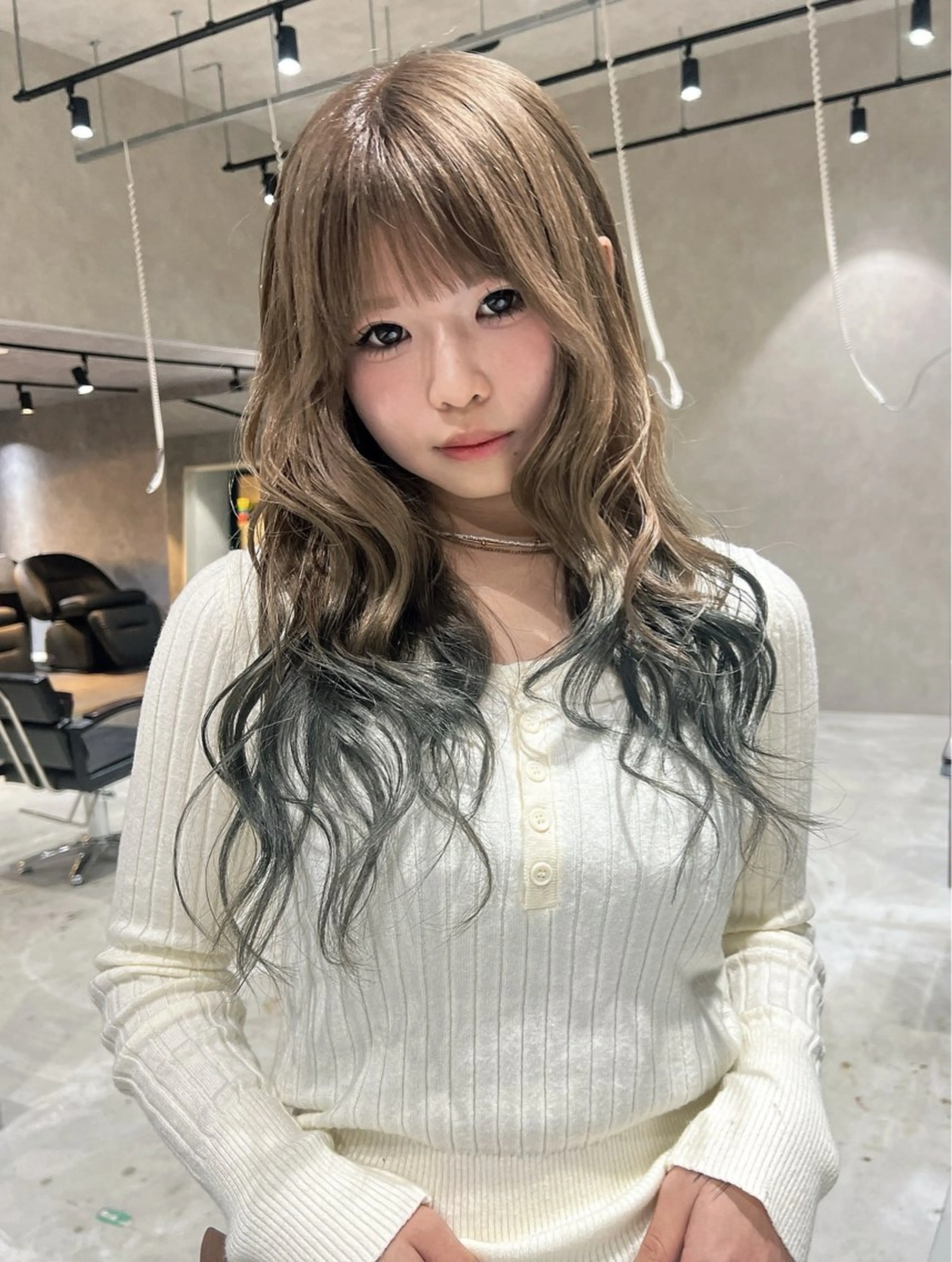 カラー ヘアカラー トリートメント nehus nagaoka所属・🖤複雑履歴ブリーチ Mizuki 🖤のヘアスタイル
