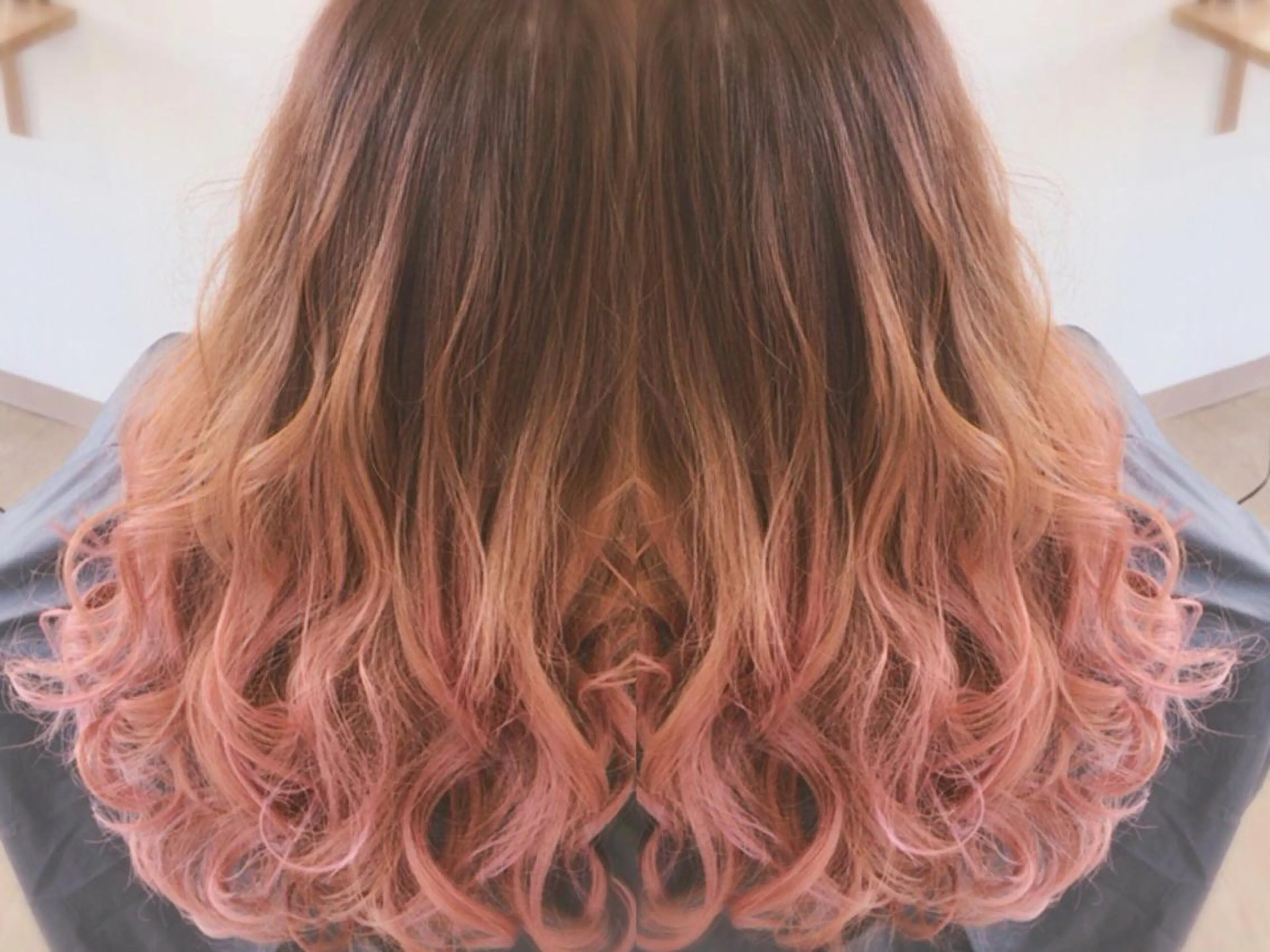 ロング ピンクブラウン naomi (夜間営業受付中★)のヘアスタイル