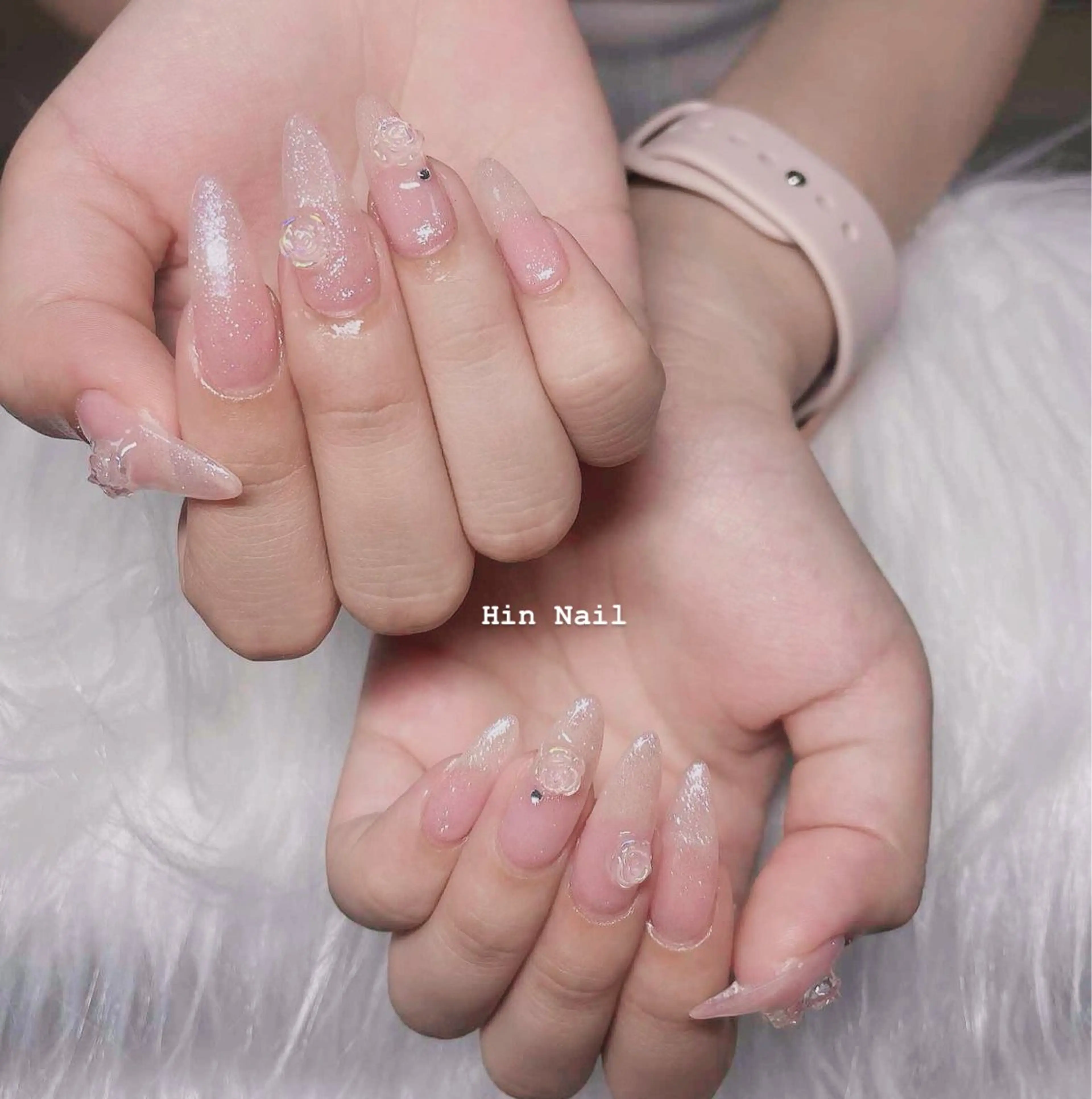 ネイル ハンドネイル Hin  Nail所属・Hin Nail Salonのネイルデザイン