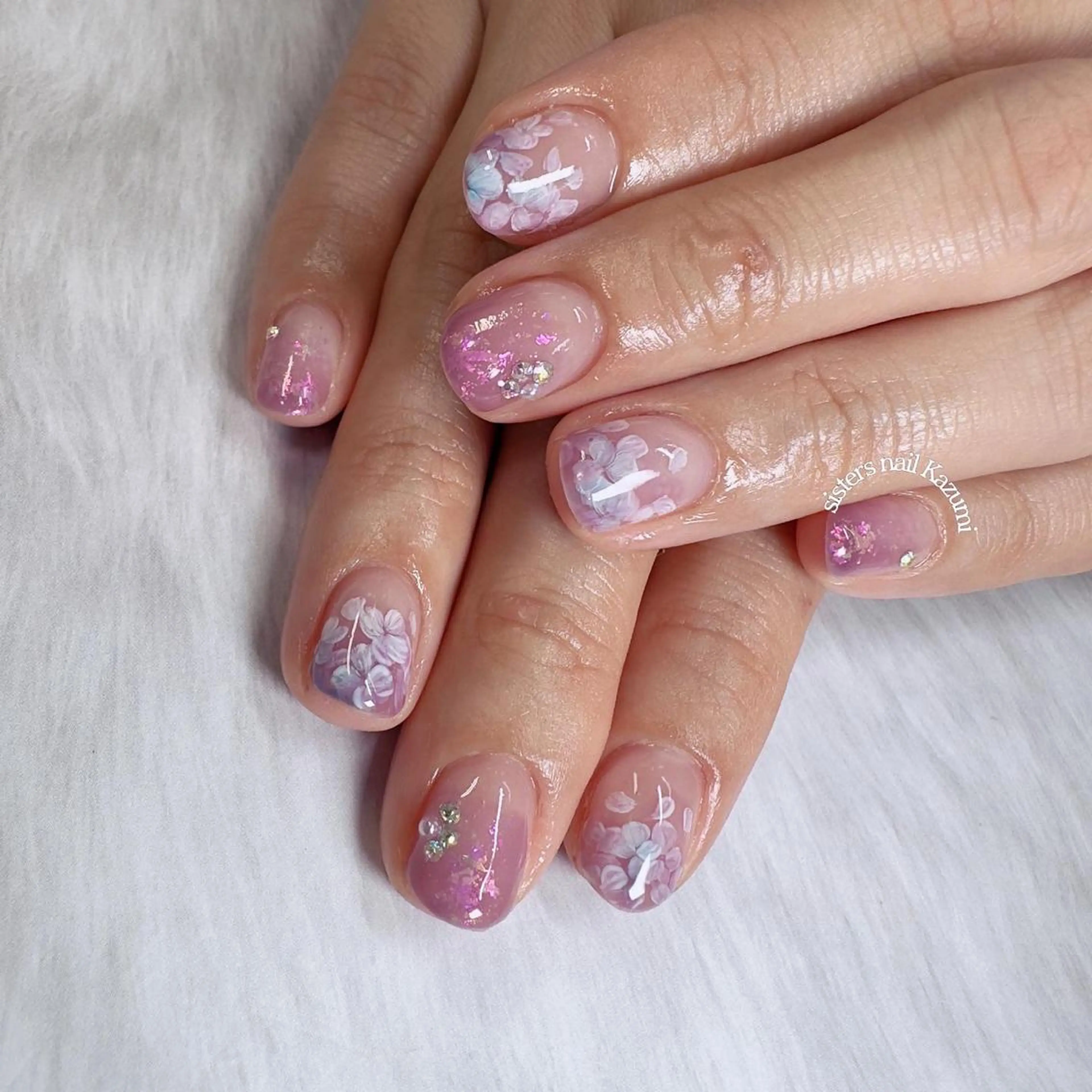 ネイル アートネイル カジュアル フラワーネイル グラデーション オフィスネイル sisters nail.fのネイルデザイン