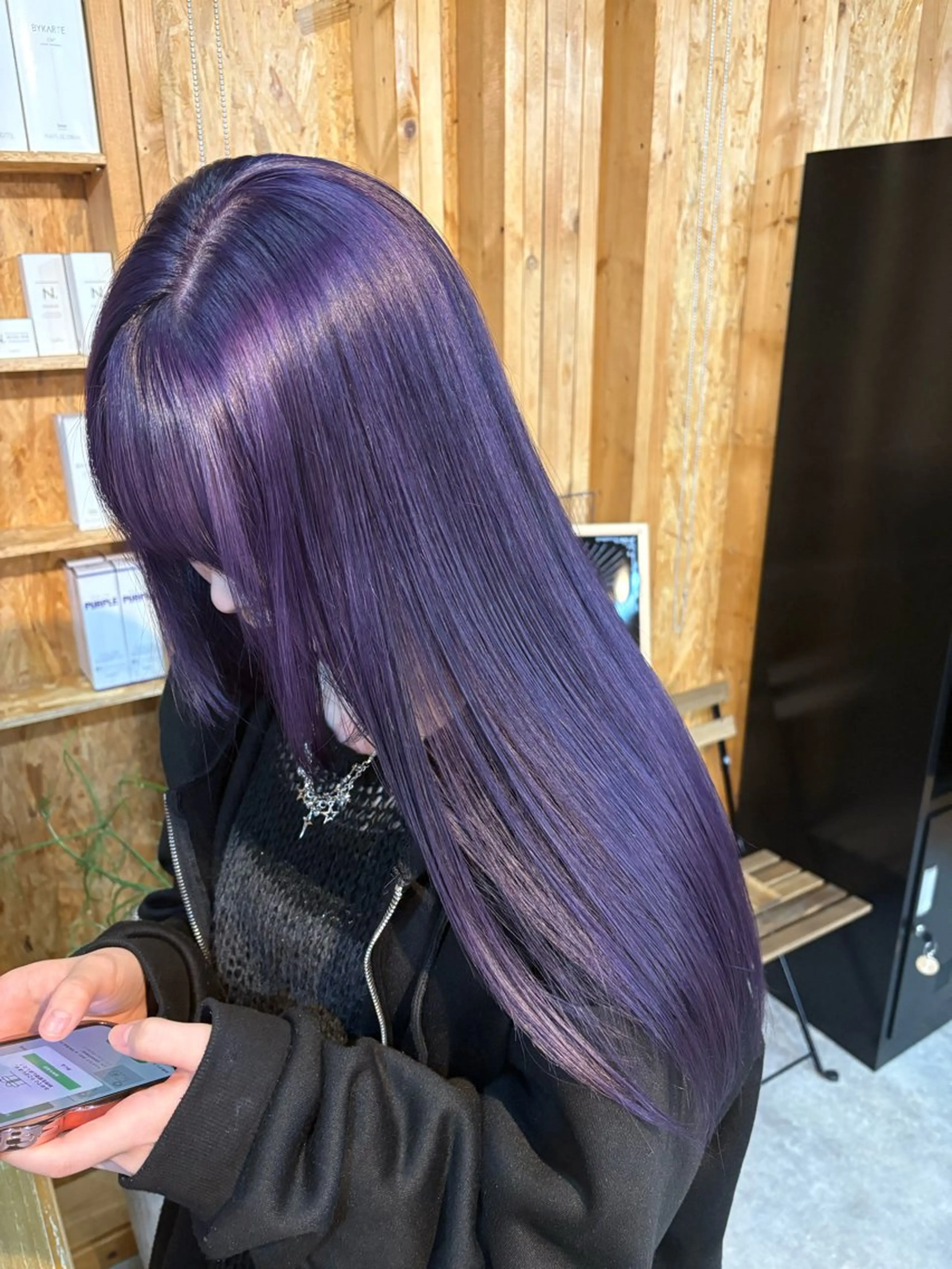 カラー 🪽うるつやカラーく びれレイヤーchiaのヘアスタイル