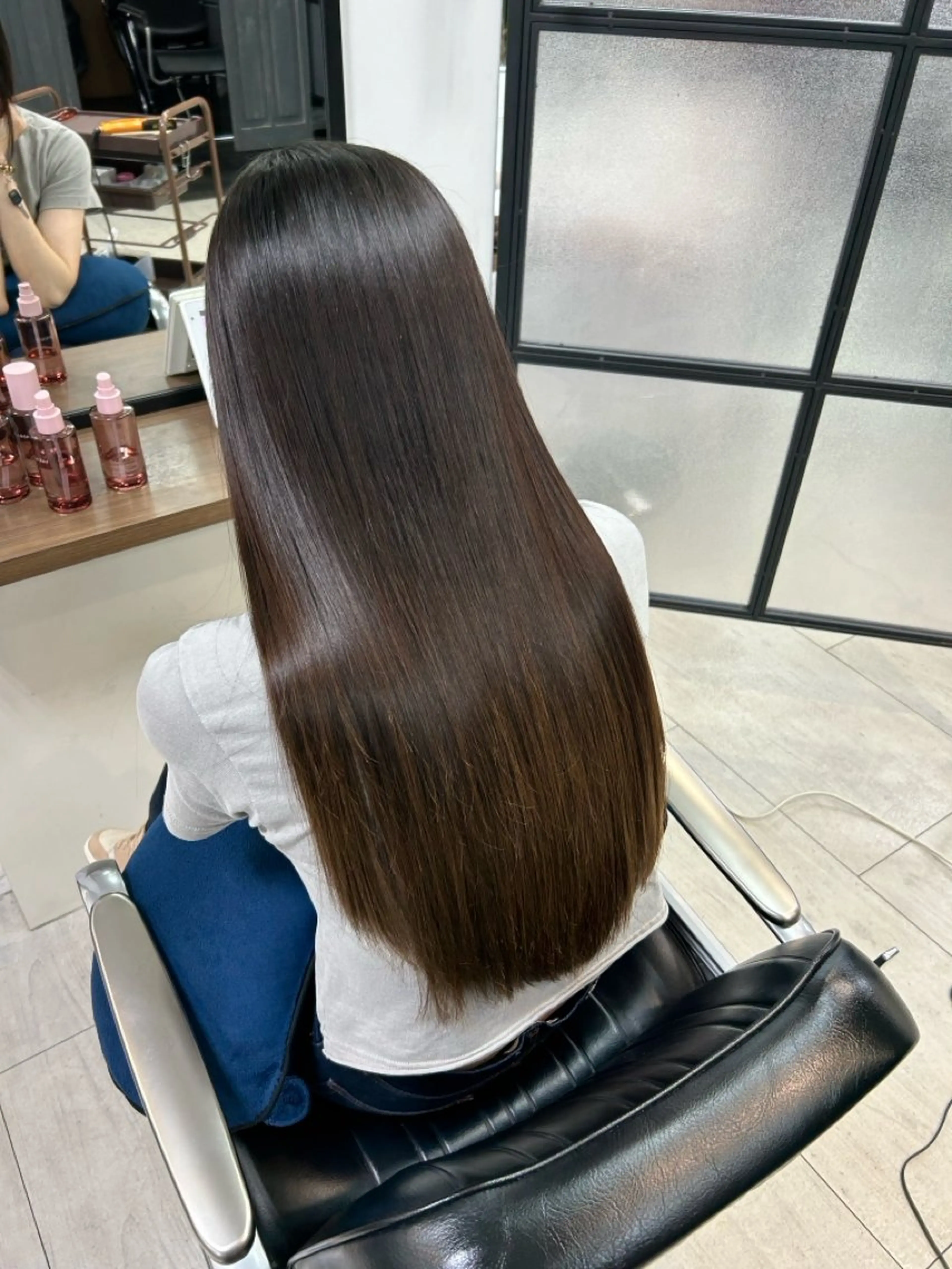 【艶髪✨】𝐦𝐢𝐥𝐛𝐨𝐧 4step treatment(シャンプー&ブロー込) 𓏸𓈒𓂃🧴🫧の写真