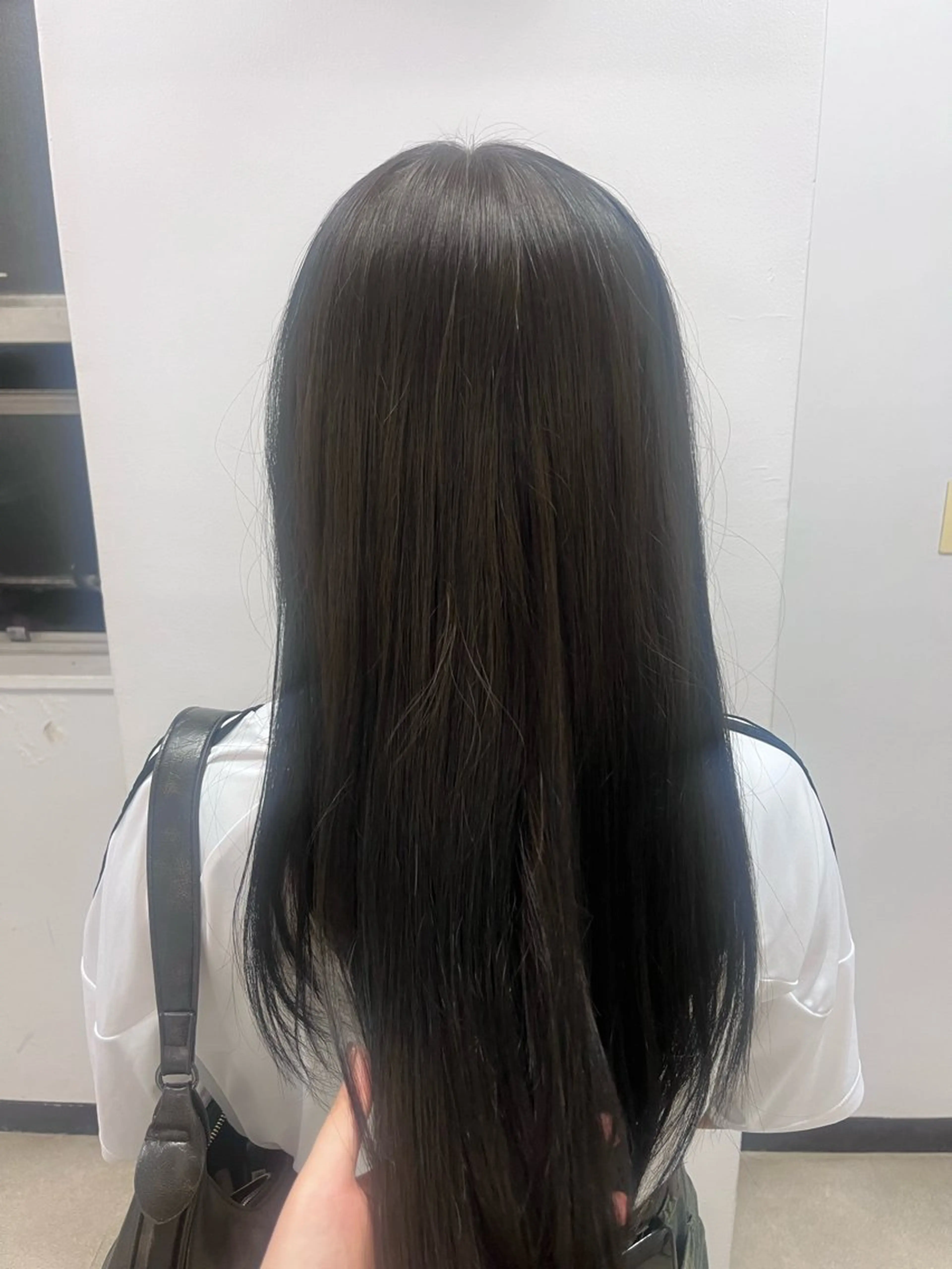 カラー グレージュ オリーブグレージュ オリーブグレー 🍒小林 柚姫🍒のヘアスタイル