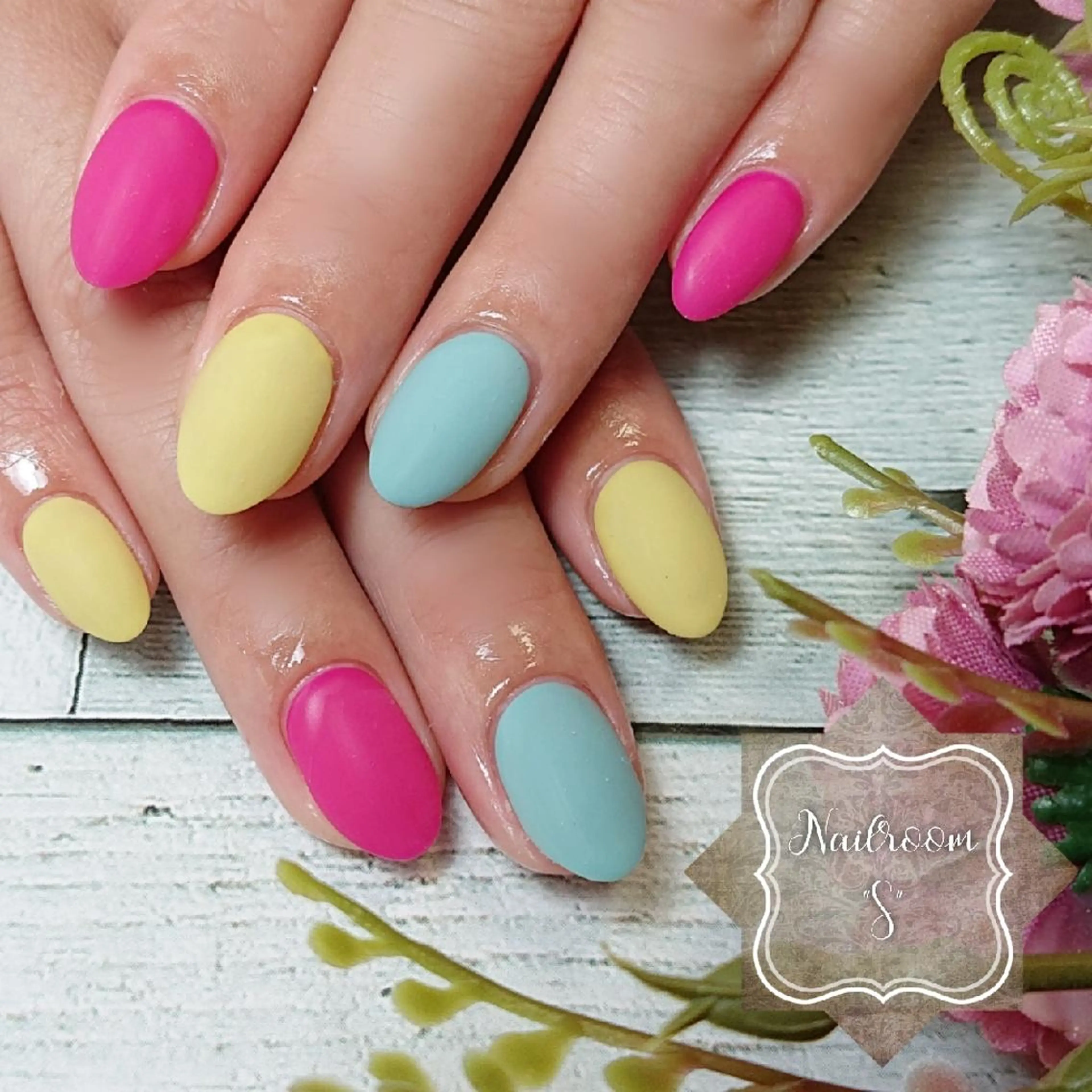 ネイル マットネイル Nail room  "S"  SAKAIのネイルデザイン