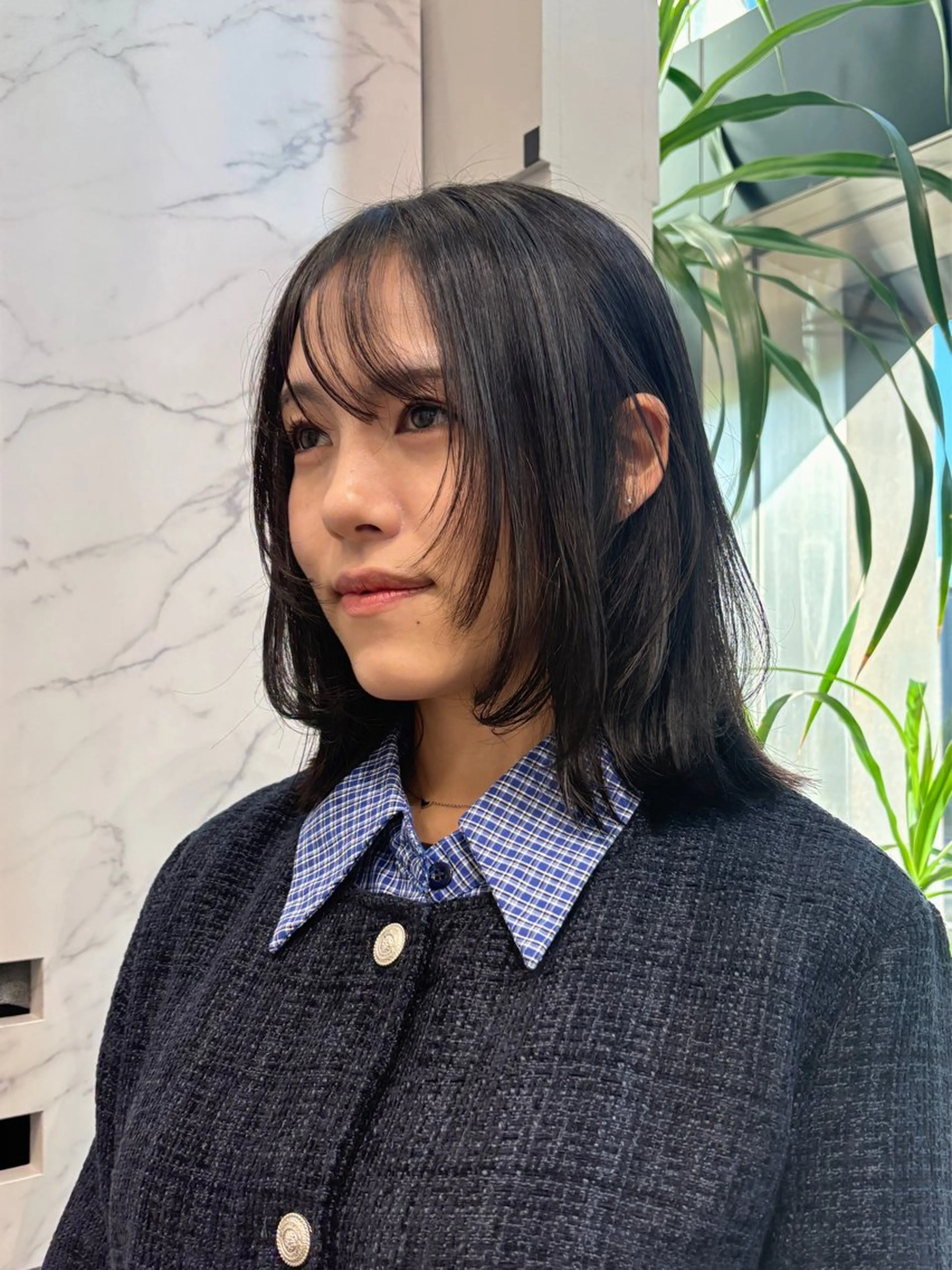 ミディアム カット トリートメント miu /透明感カラーのヘアスタイル