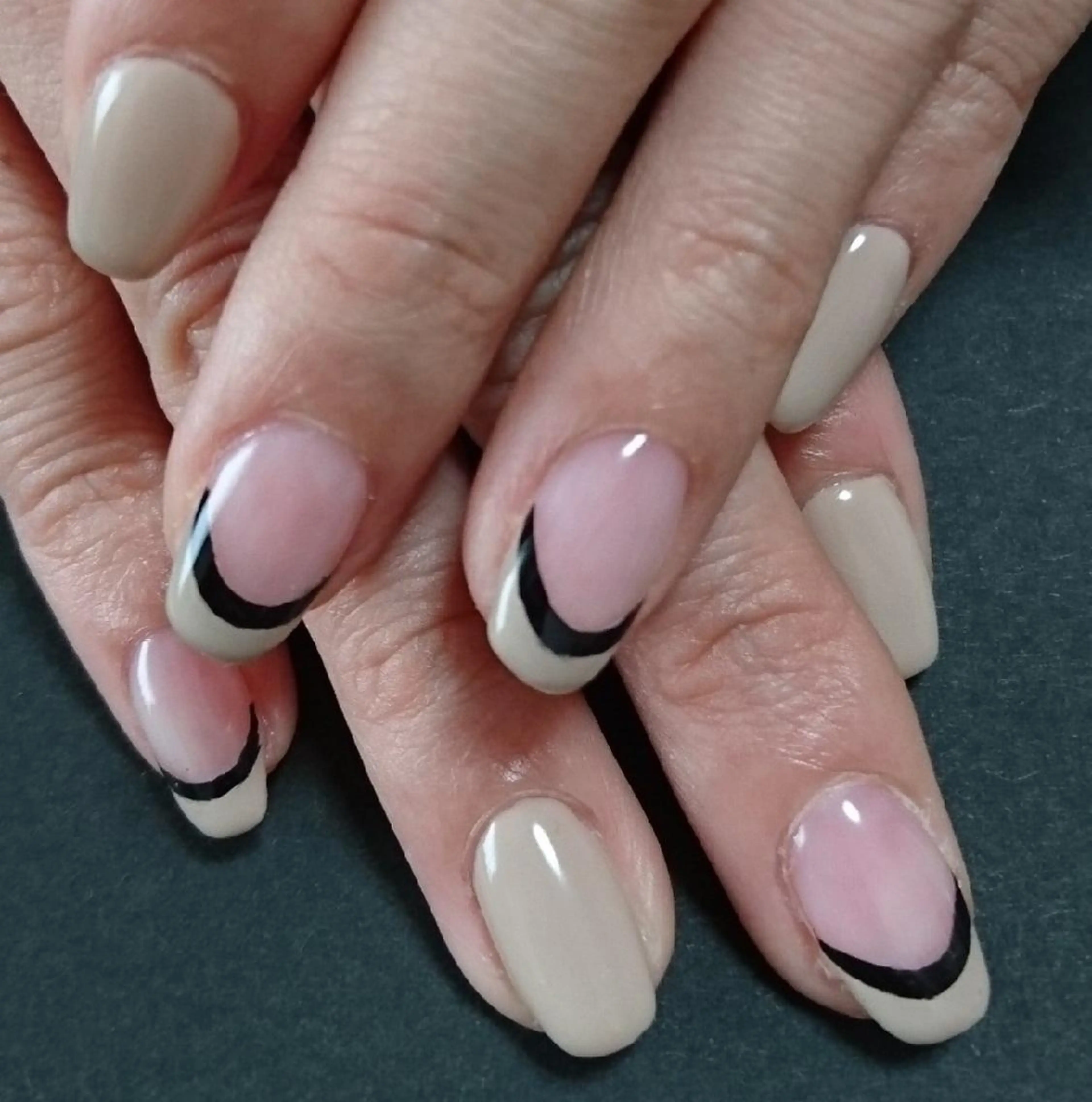 ネイル シンプルネイル Lilith Nailのネイルデザイン