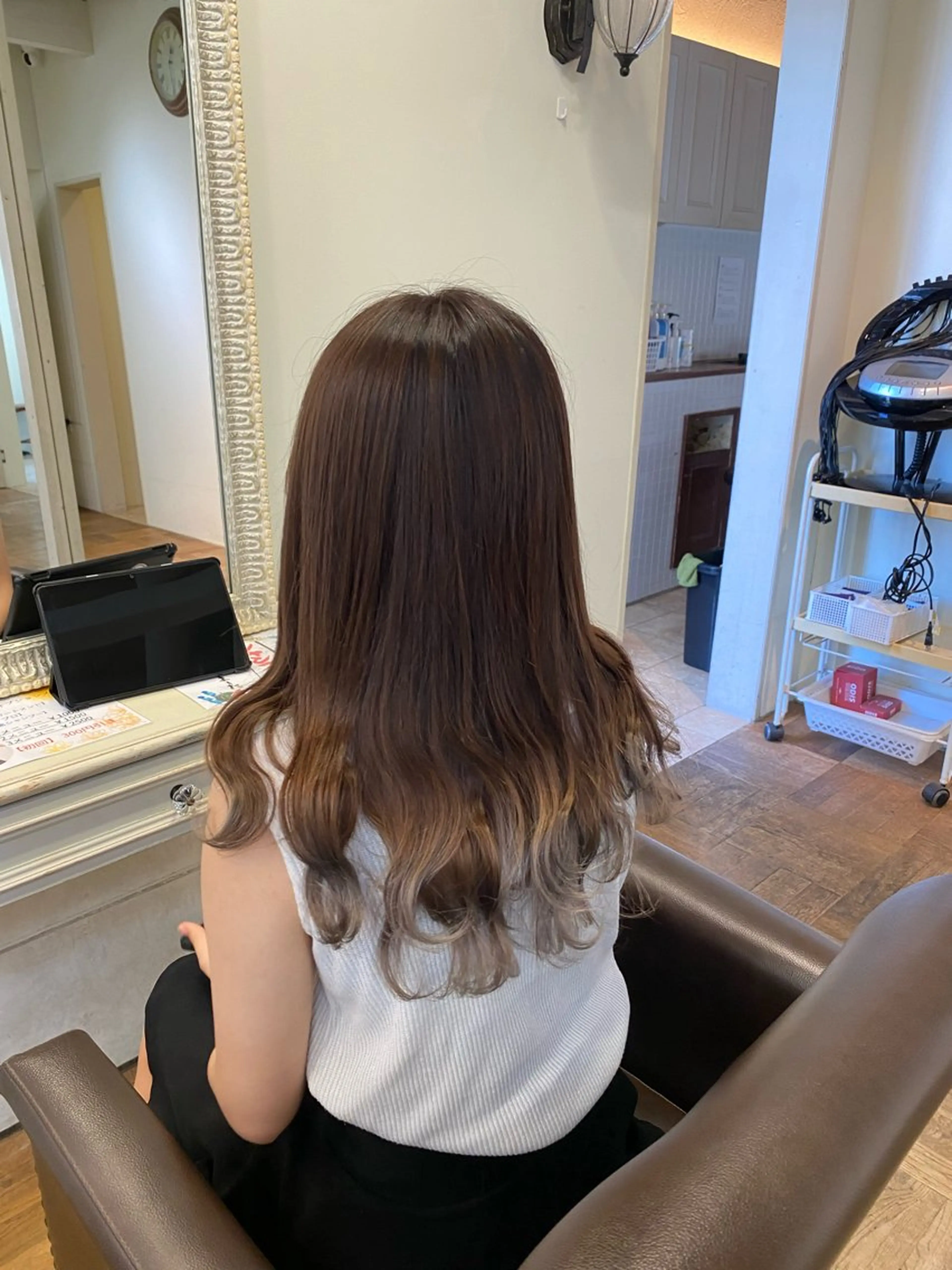 カラー ヘアカラー nui 原田美紅のヘアスタイル