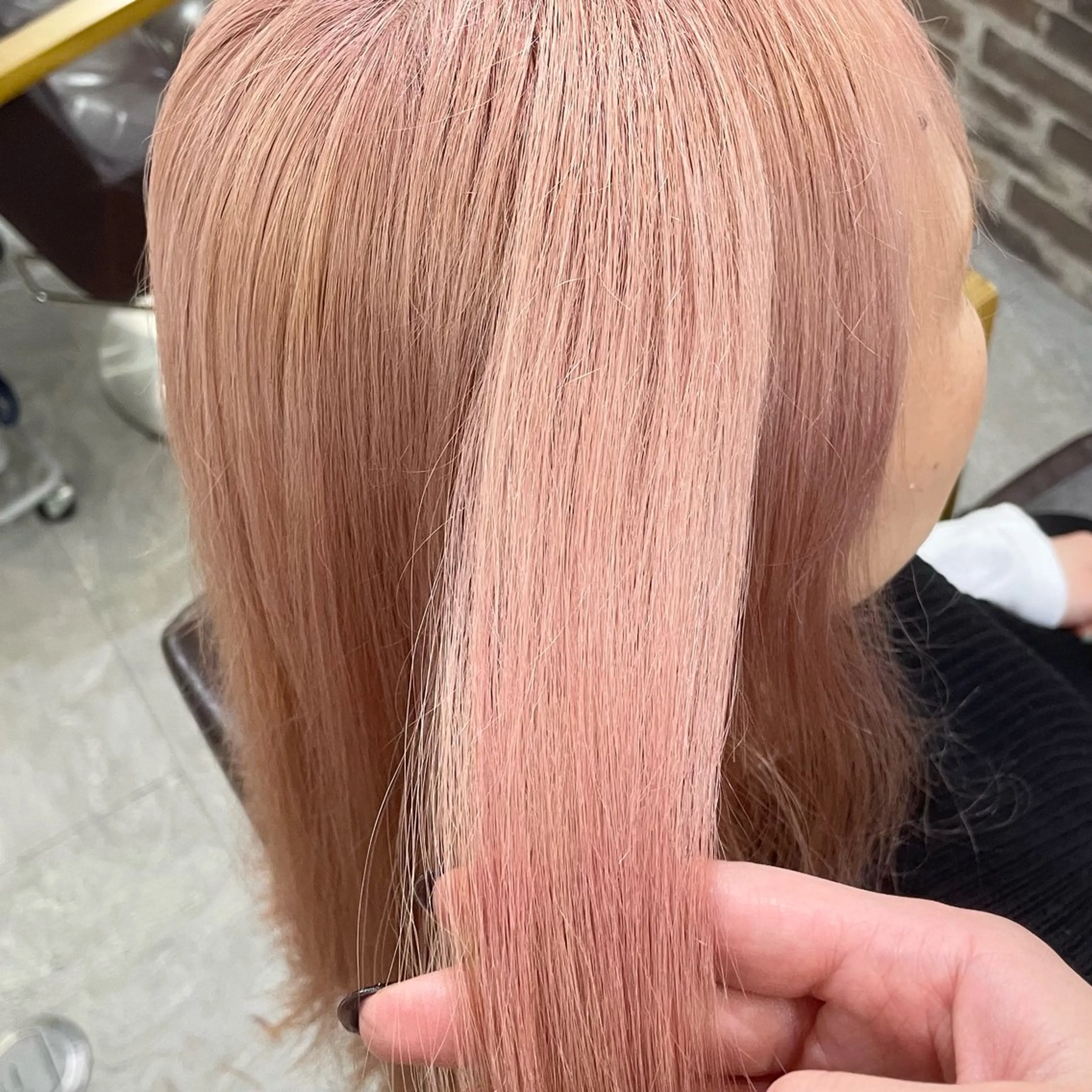 カラー ベージュカラー ブリーチ ケアブリーチ ピンクカラー ピンクベージュ ヘアセット無料モデル 募集／栄／久屋／谷崎のヘアスタイル