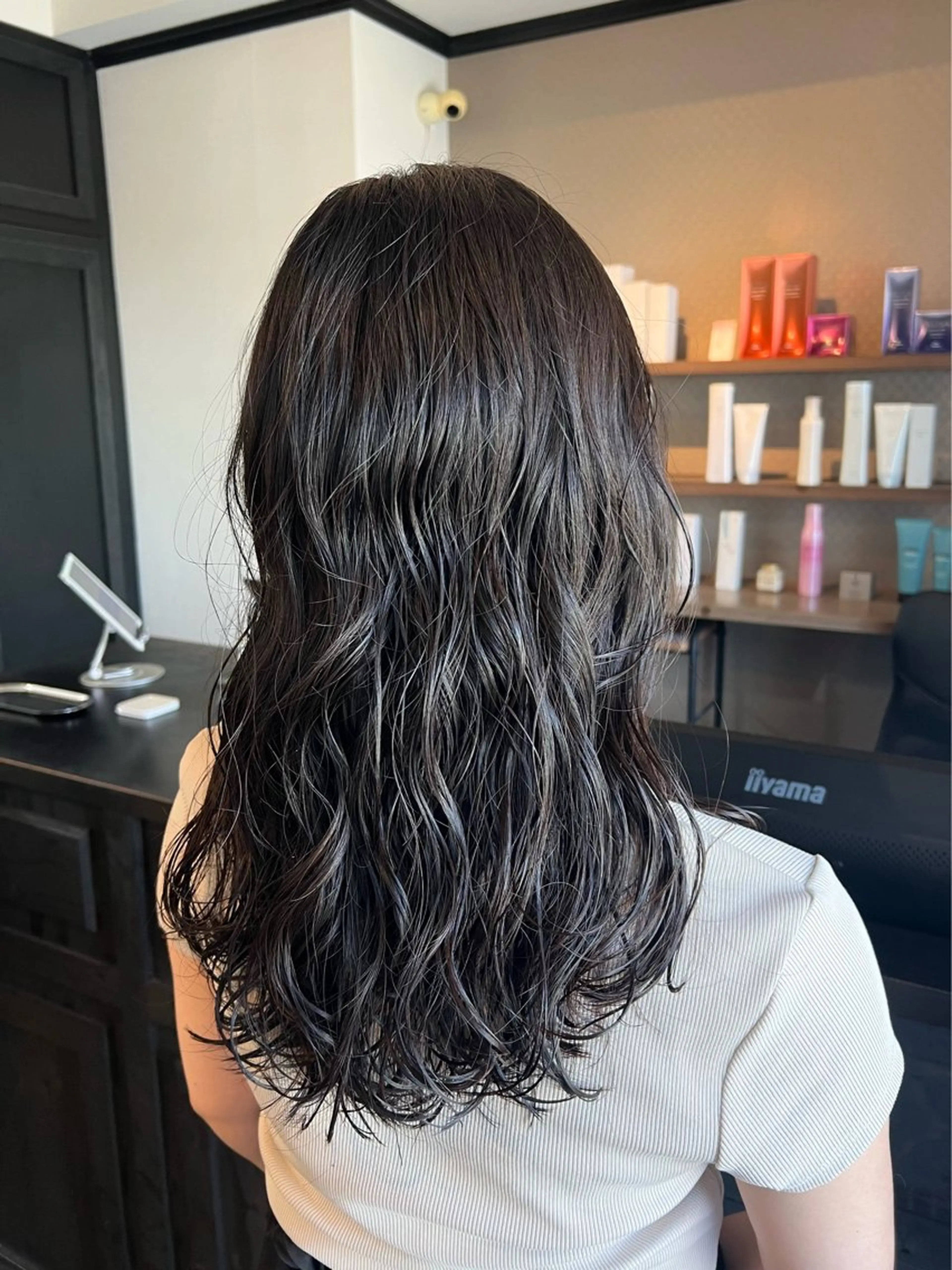 ロング パーマ VISEO ／ Suzuのヘアスタイル
