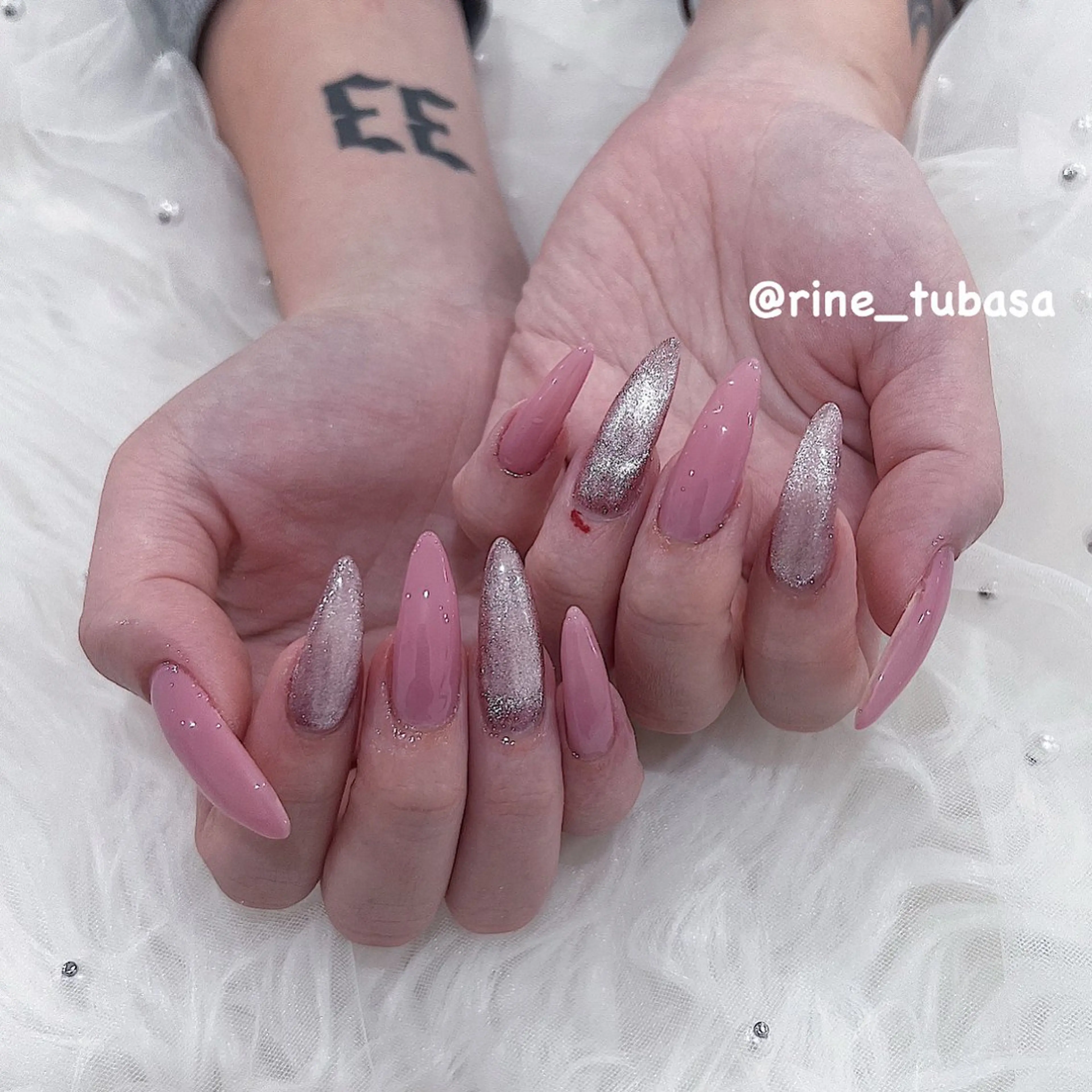 ネイル ハンドネイル 反橋 翼　【Rine】のネイルデザイン