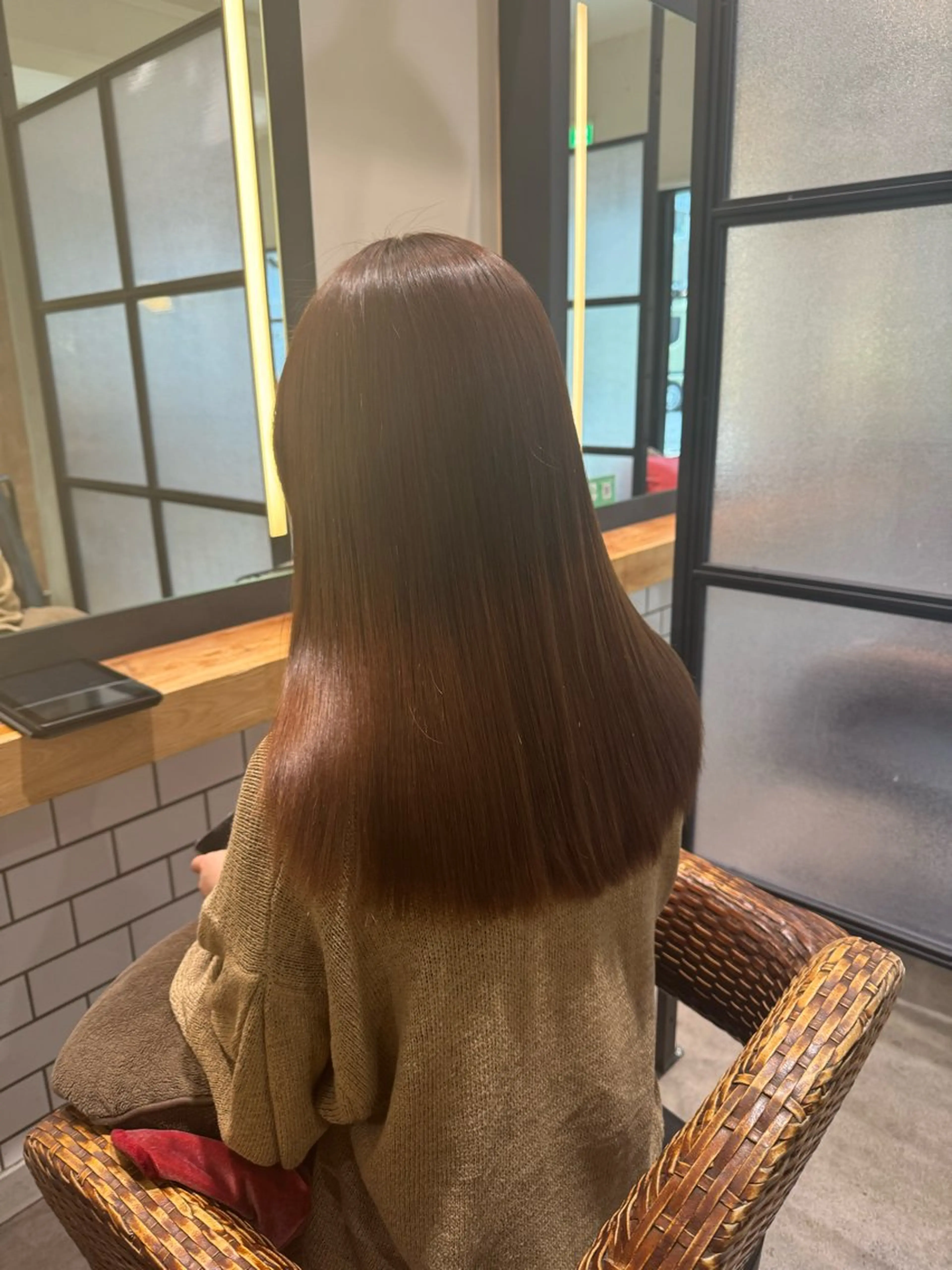 ロング カット 縮毛矯正 暖色カラー🤎Red Neo　meiのヘアスタイル