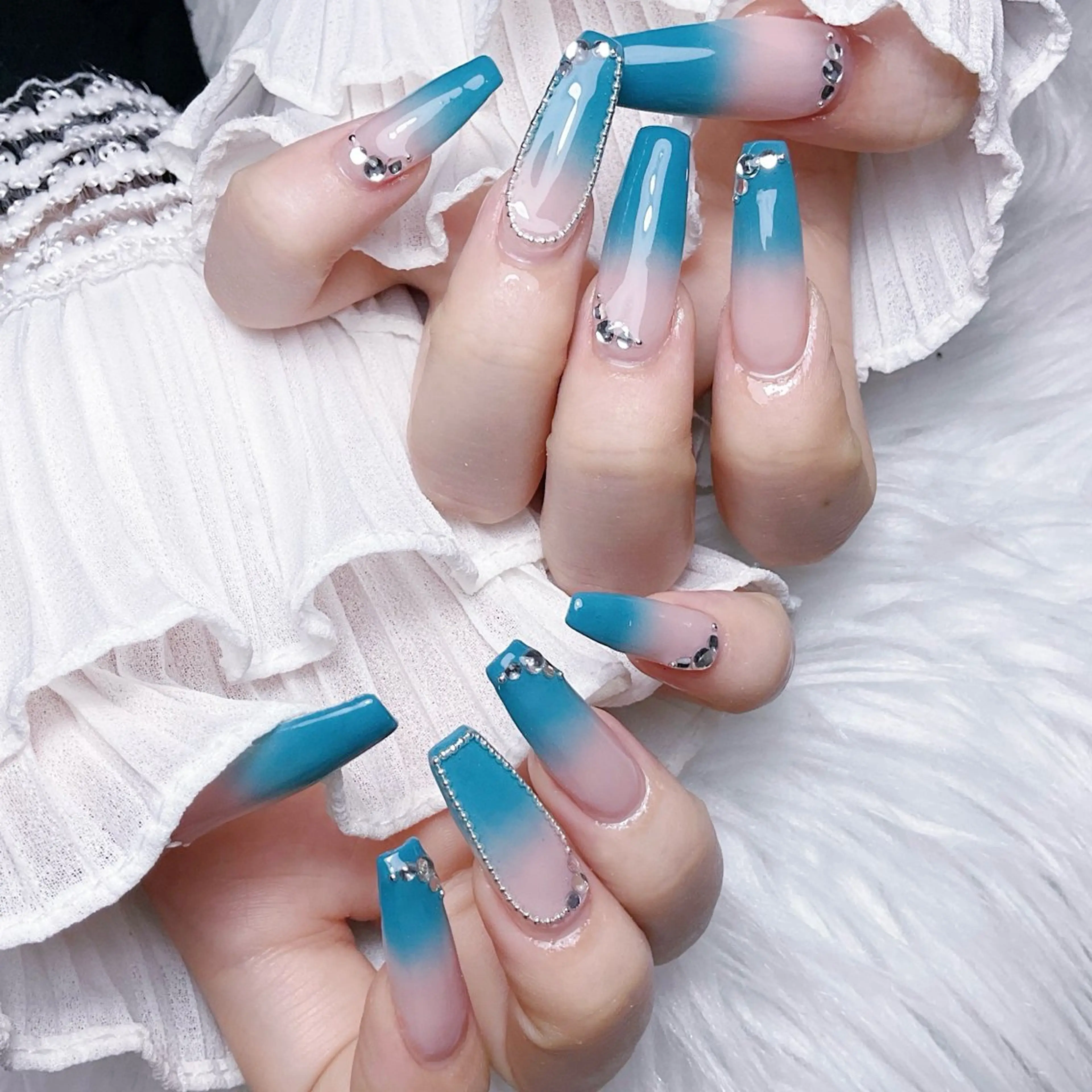 ネイル ハンドネイル 🌈Yun nail hyejin💋のネイルデザイン