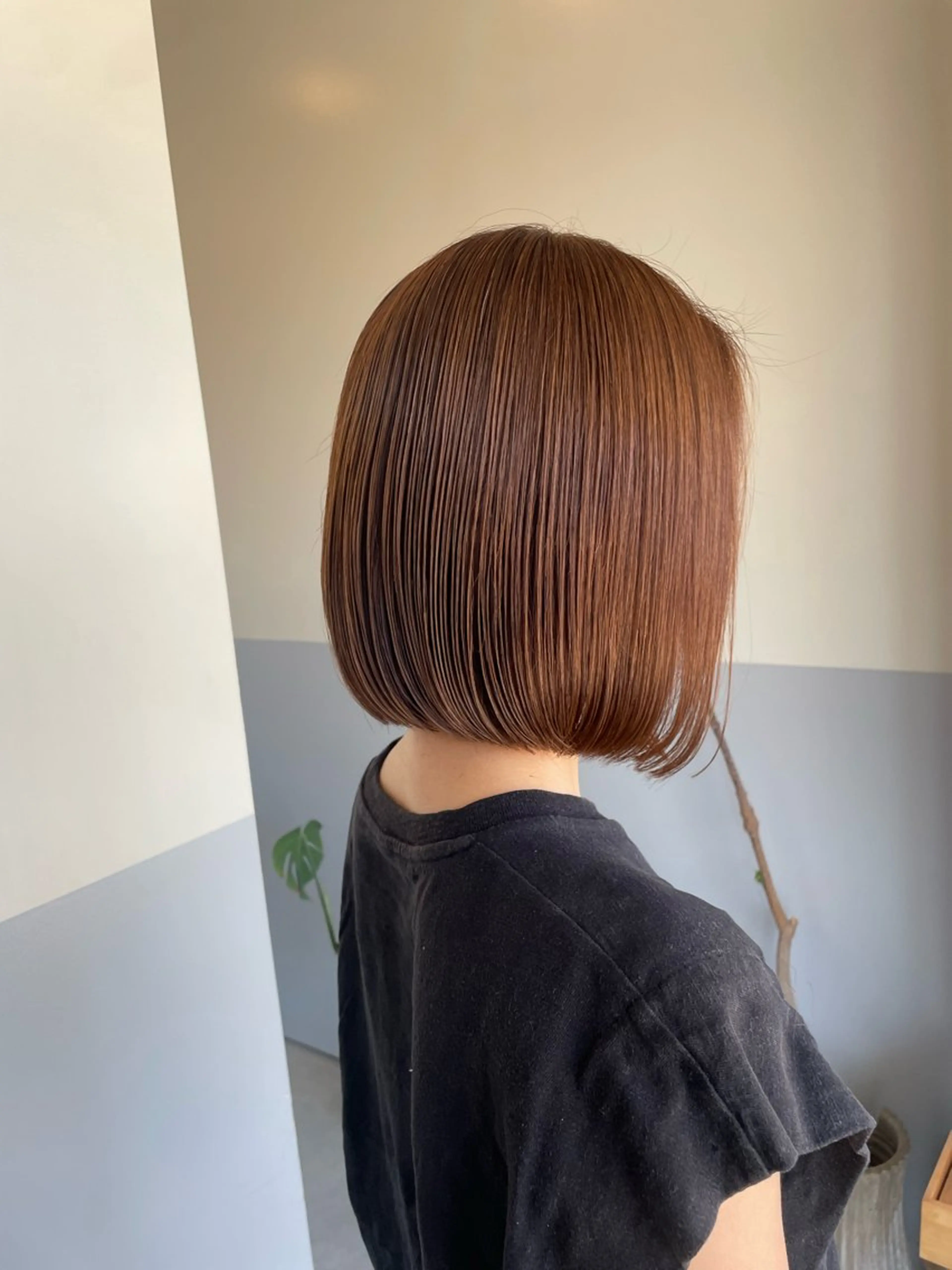 ミディアム カット ヘアカラー 小久保 里紗のヘアスタイル