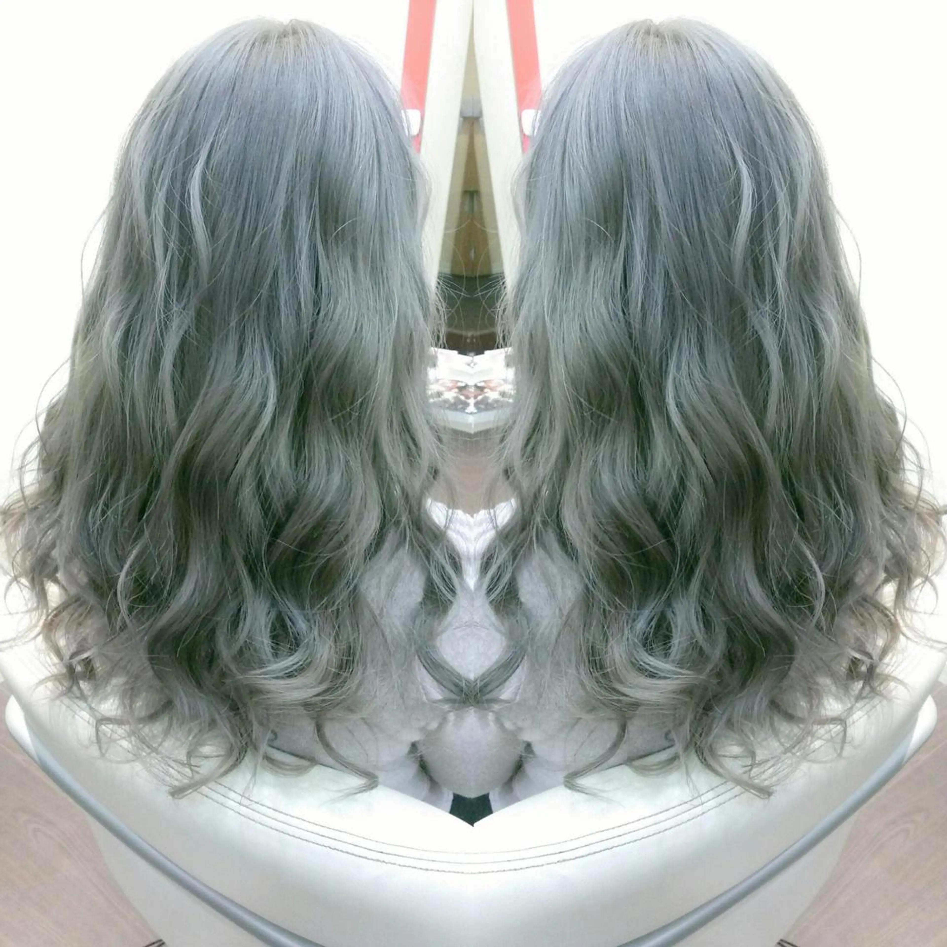 セミロング カラー アッシュ シルバー シルバーアッシュ ヘアカラー 植田 修平/エクステ /髪質改善カラーのヘアスタイル