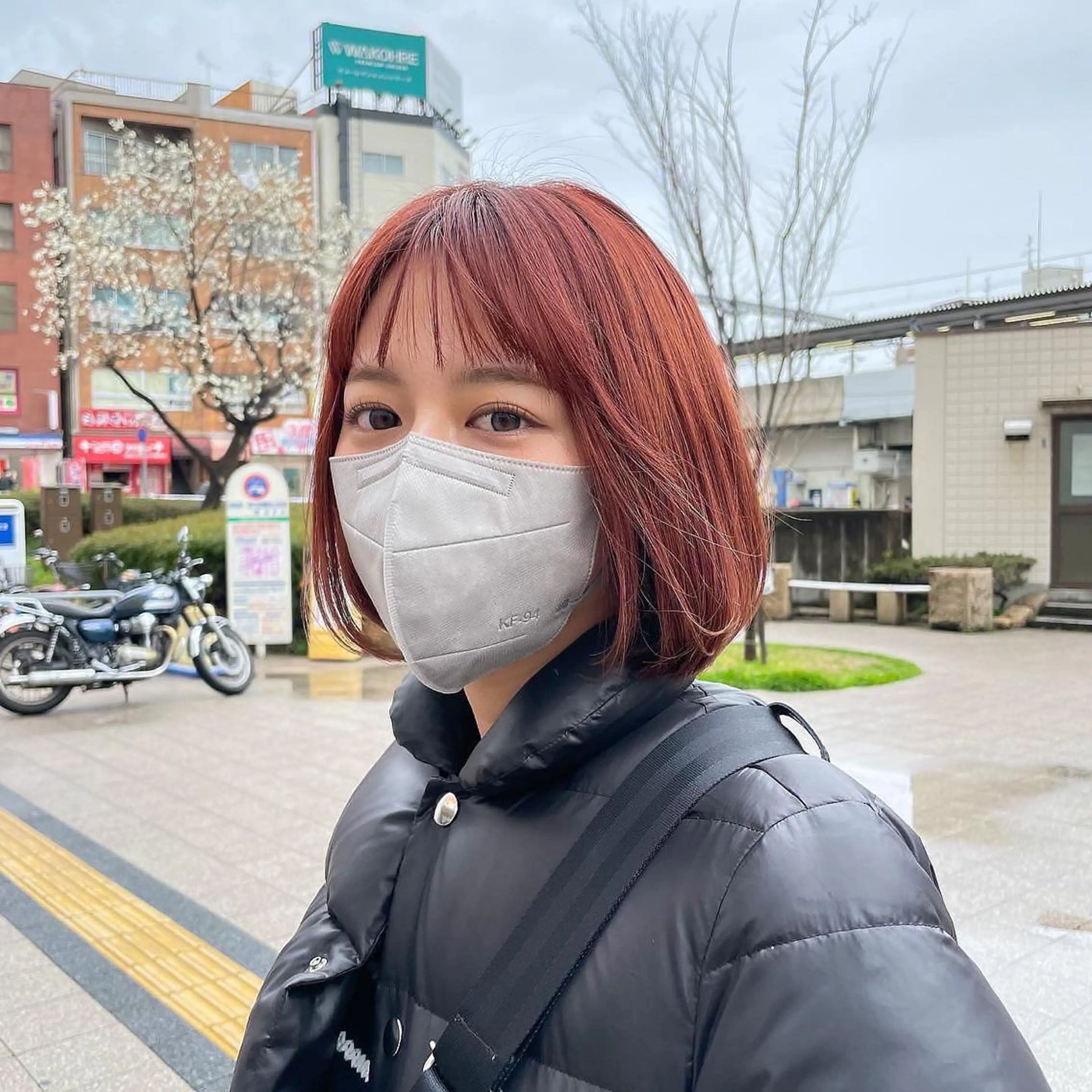 ショート カラー アイジマヒロ vagueのヘアスタイル