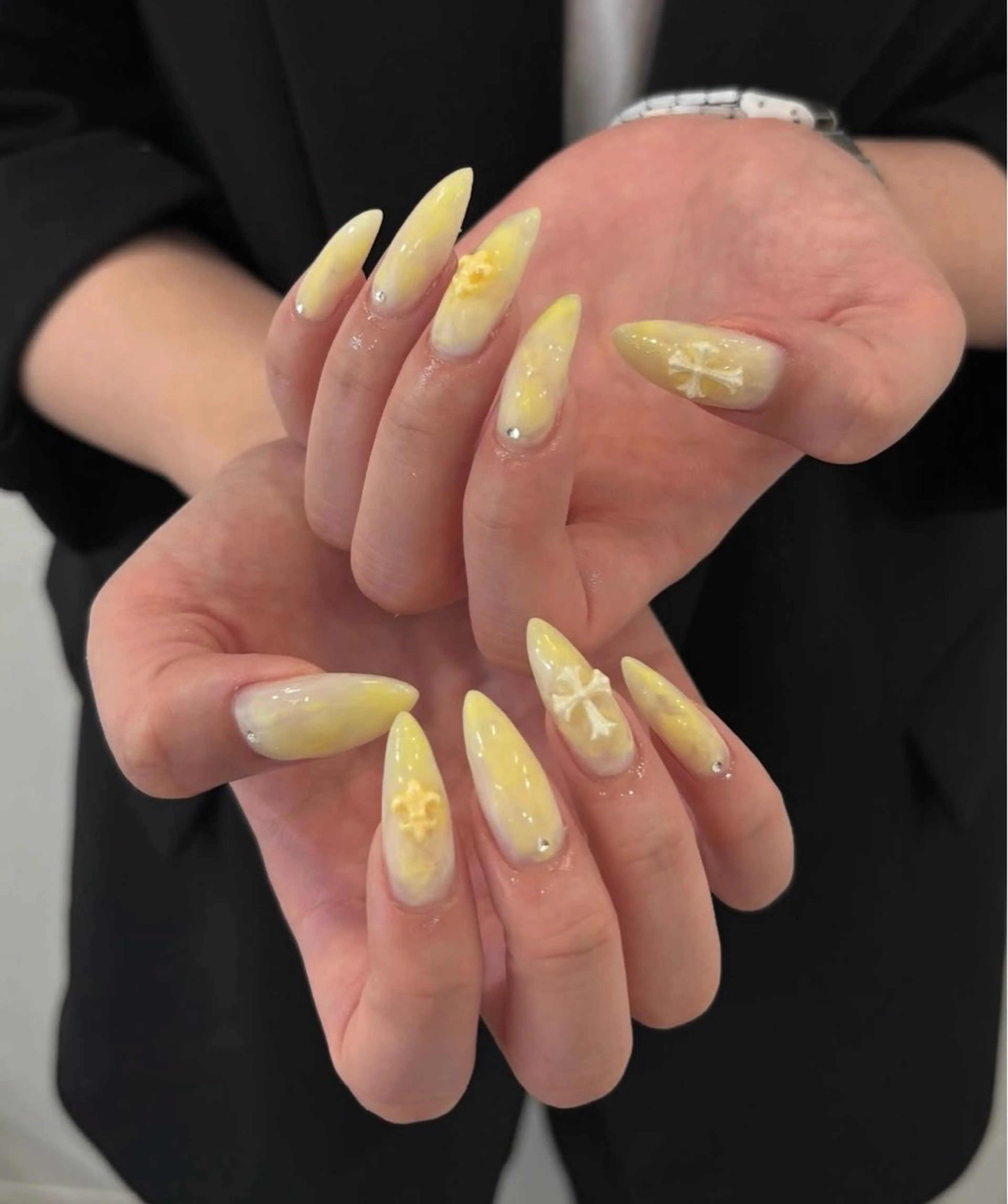 ネイル フレンチネイル グラデーション 韓国ネイル マグネットネイル シンプルネイル ハンドネイル CoMo Nail Studio所属・CoMo Nailのネイルデザイン
