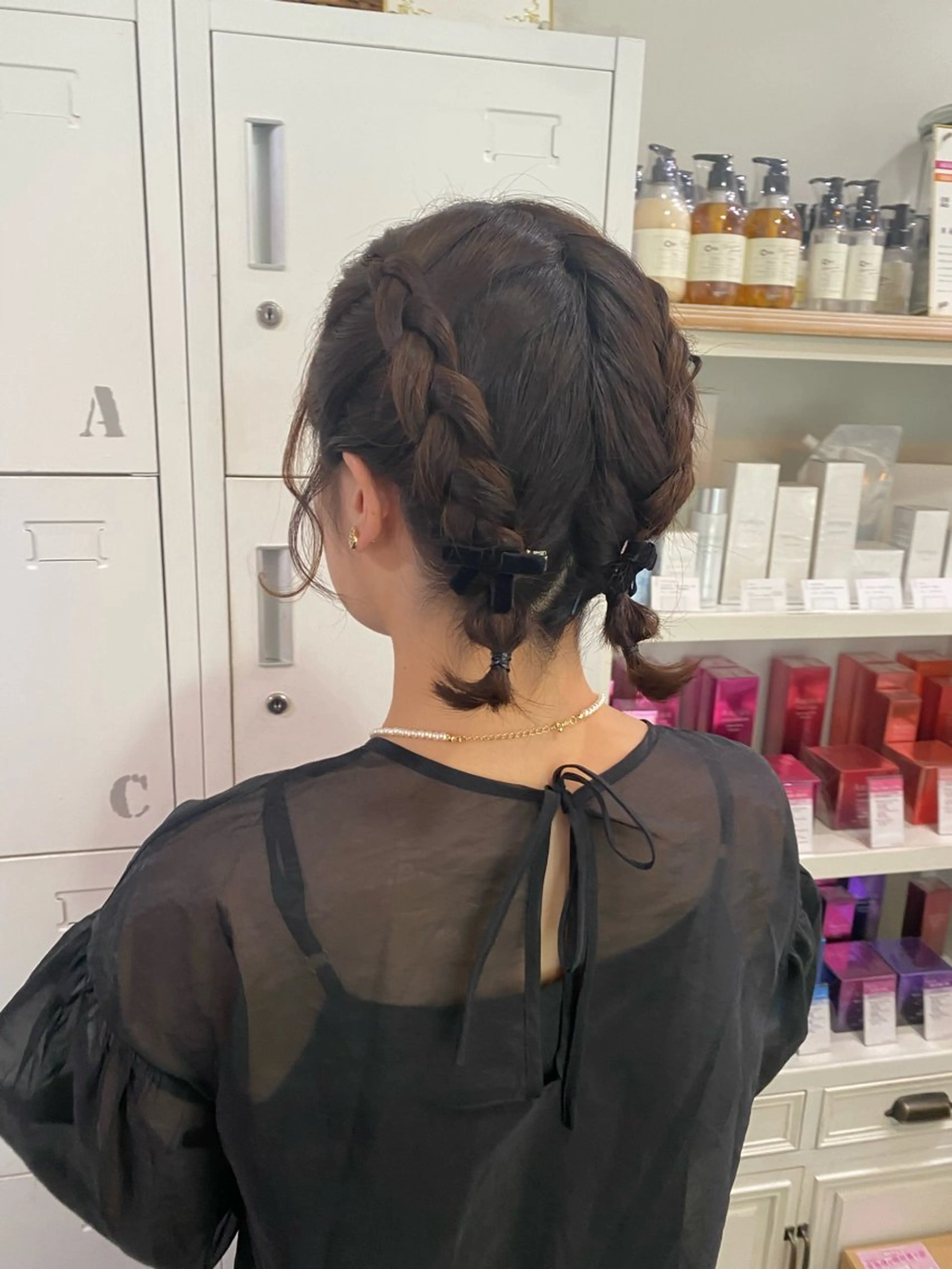 ミディアム カラー ヘアアレンジ ヘアカラー トリートメント ヘアセット HONDA KANONのヘアスタイル