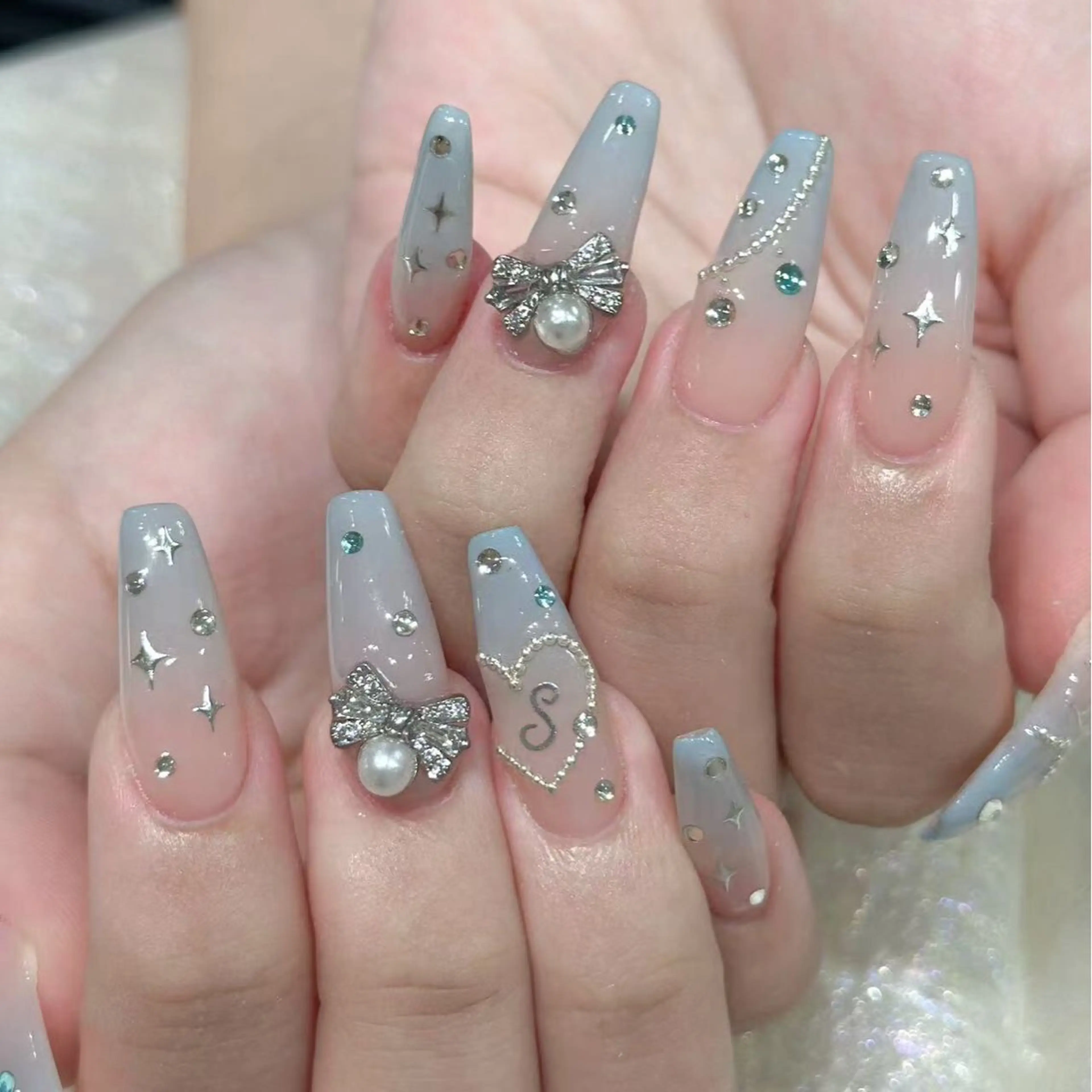 ネイル ハンドネイル Queens 新宿本店のネイルデザイン