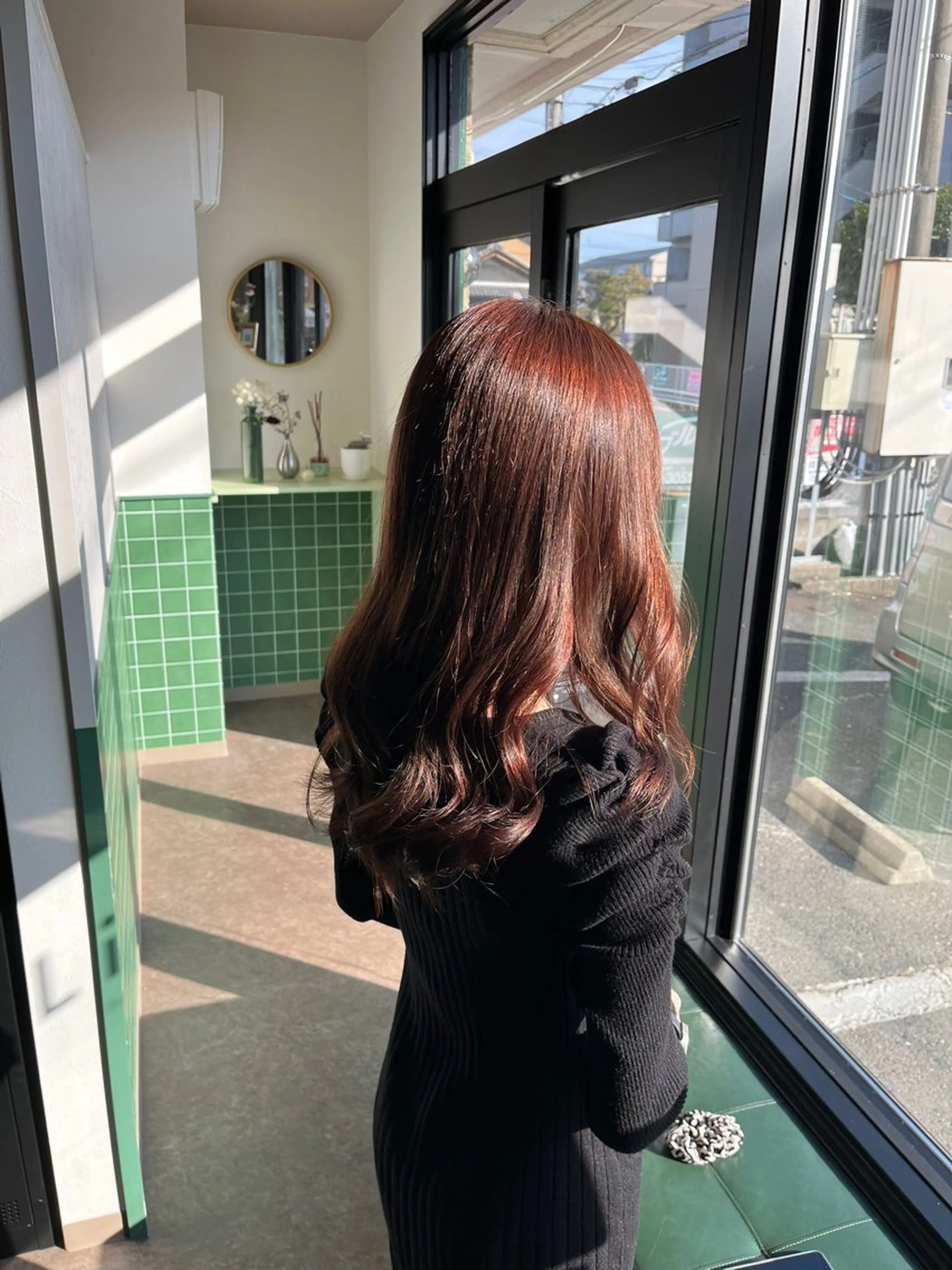 カラー ブラウンカラー ピンクカラー ヘアカラー Licol【リコル】所属・本木下朋花/髪質 改善×ダブルカラーのヘアスタイル