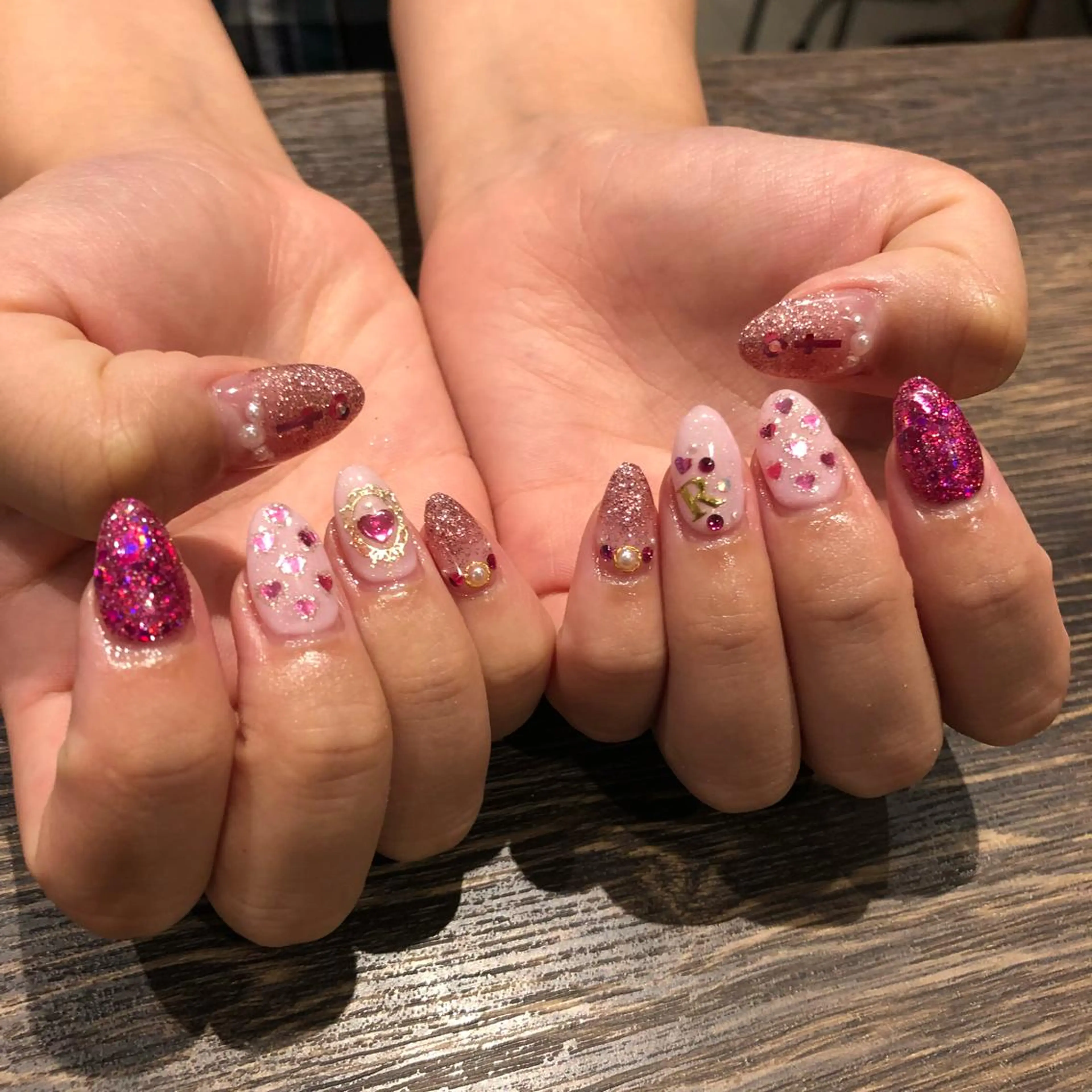 ネイル Risa　/ EARTH小山のネイルデザイン