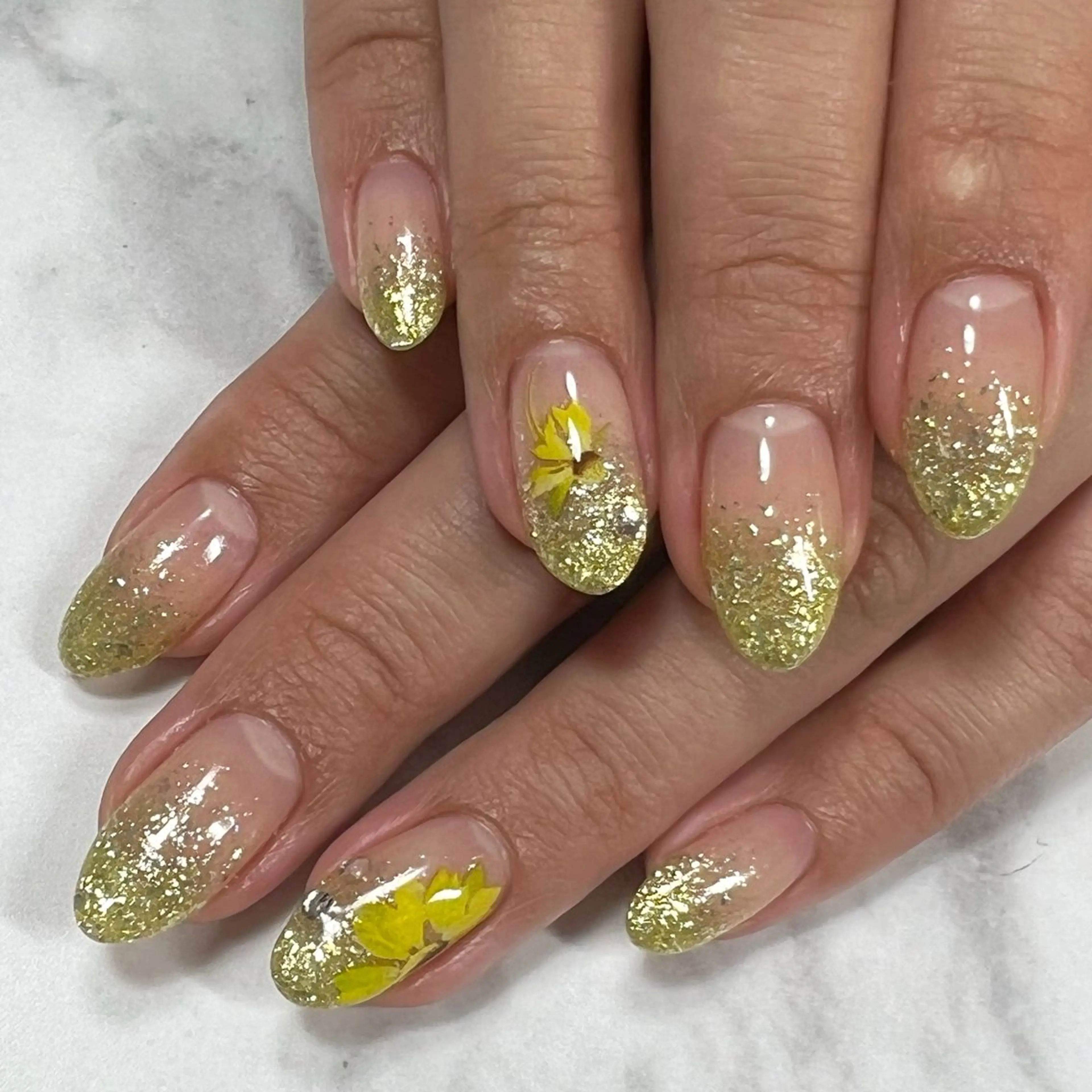 ネイル ストーンネイル ハンドネイル nail salon Bayのネイルデザイン