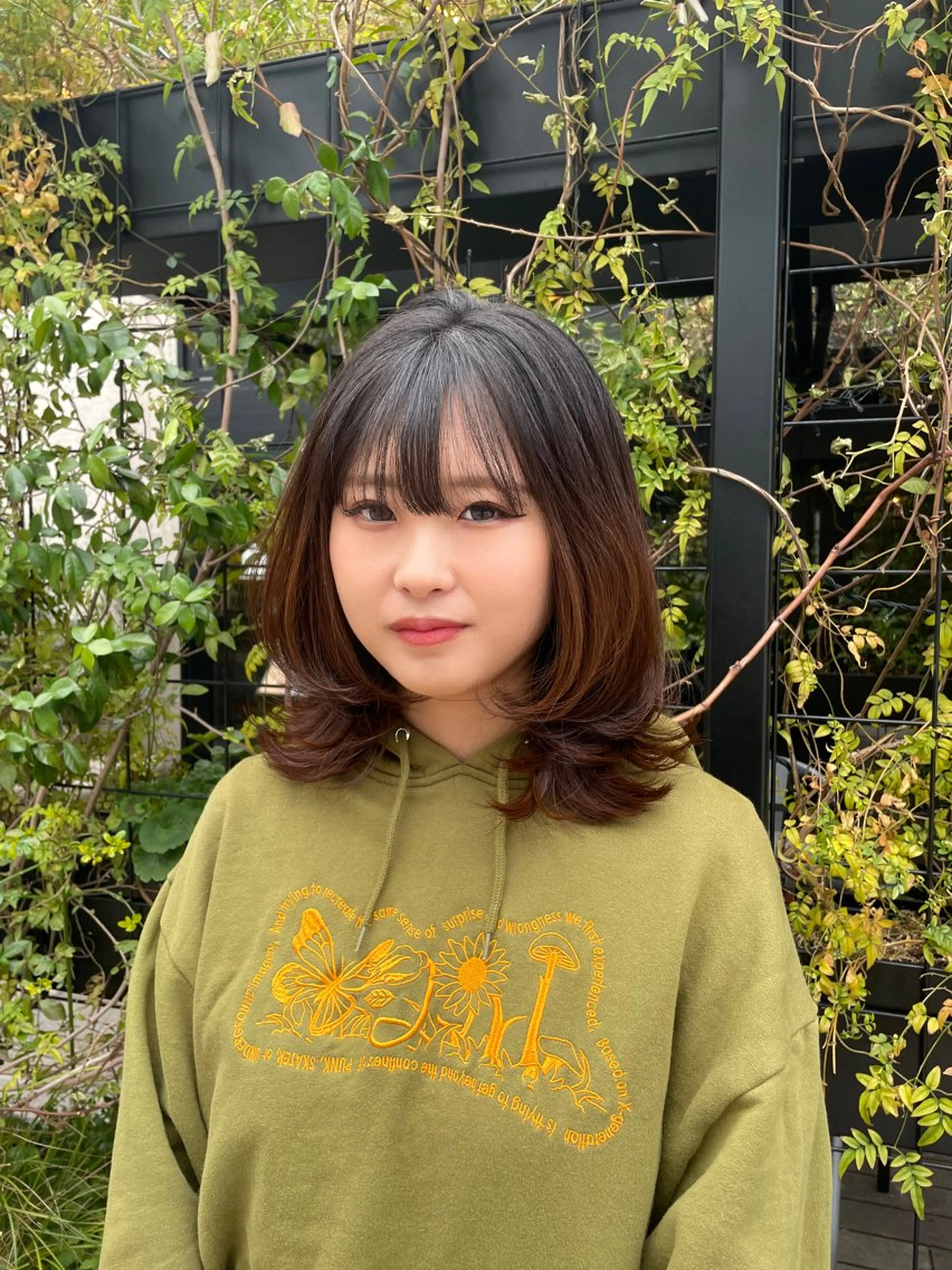 ミディアム カット トリートメント ヘアセット 🍑まき/カット /髪質改善カラー🍑のヘアスタイル