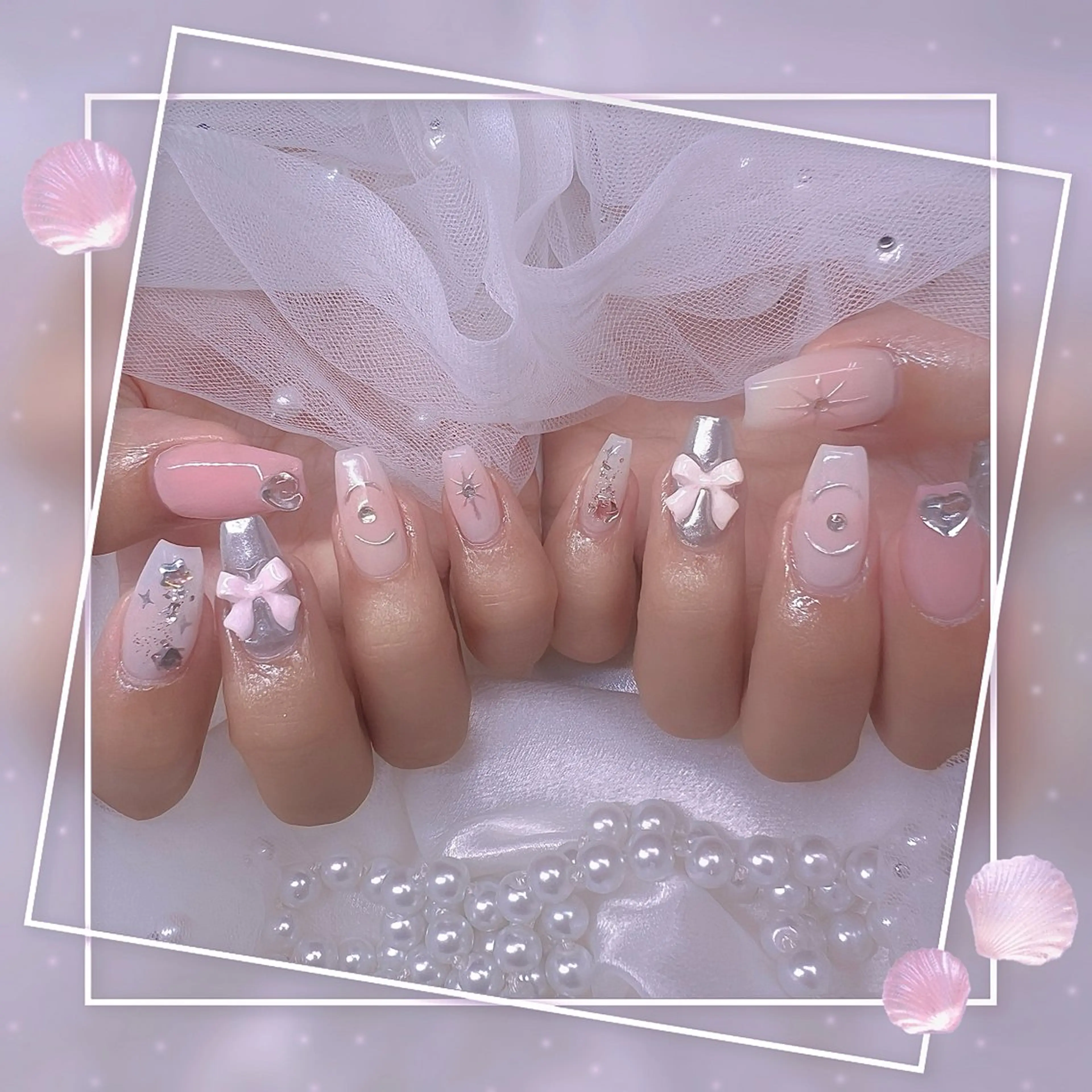 ネイル チークネイル フレンチネイル グラデーション マグネットネイル マグネットフレンチ ハンドネイル Chill Nailsalonのネイルデザイン