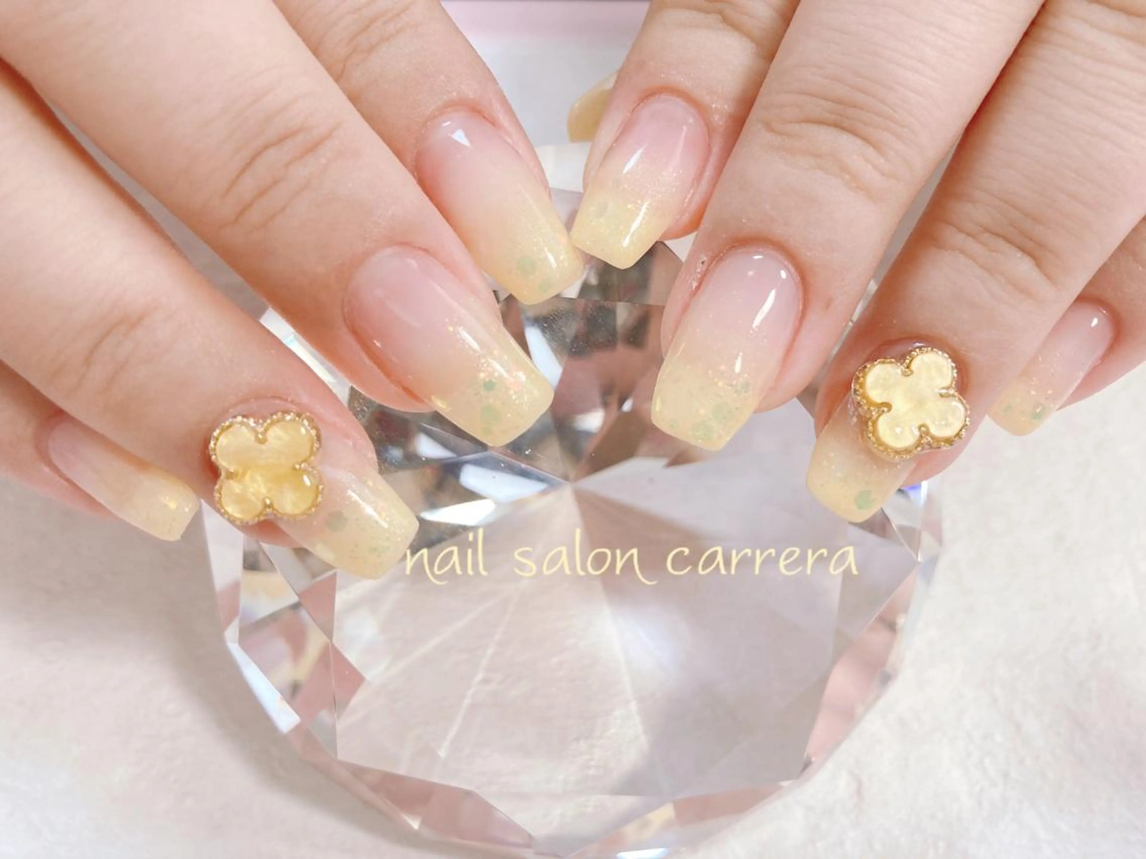 ネイル ハンドネイル Bon Amieのネイルデザイン