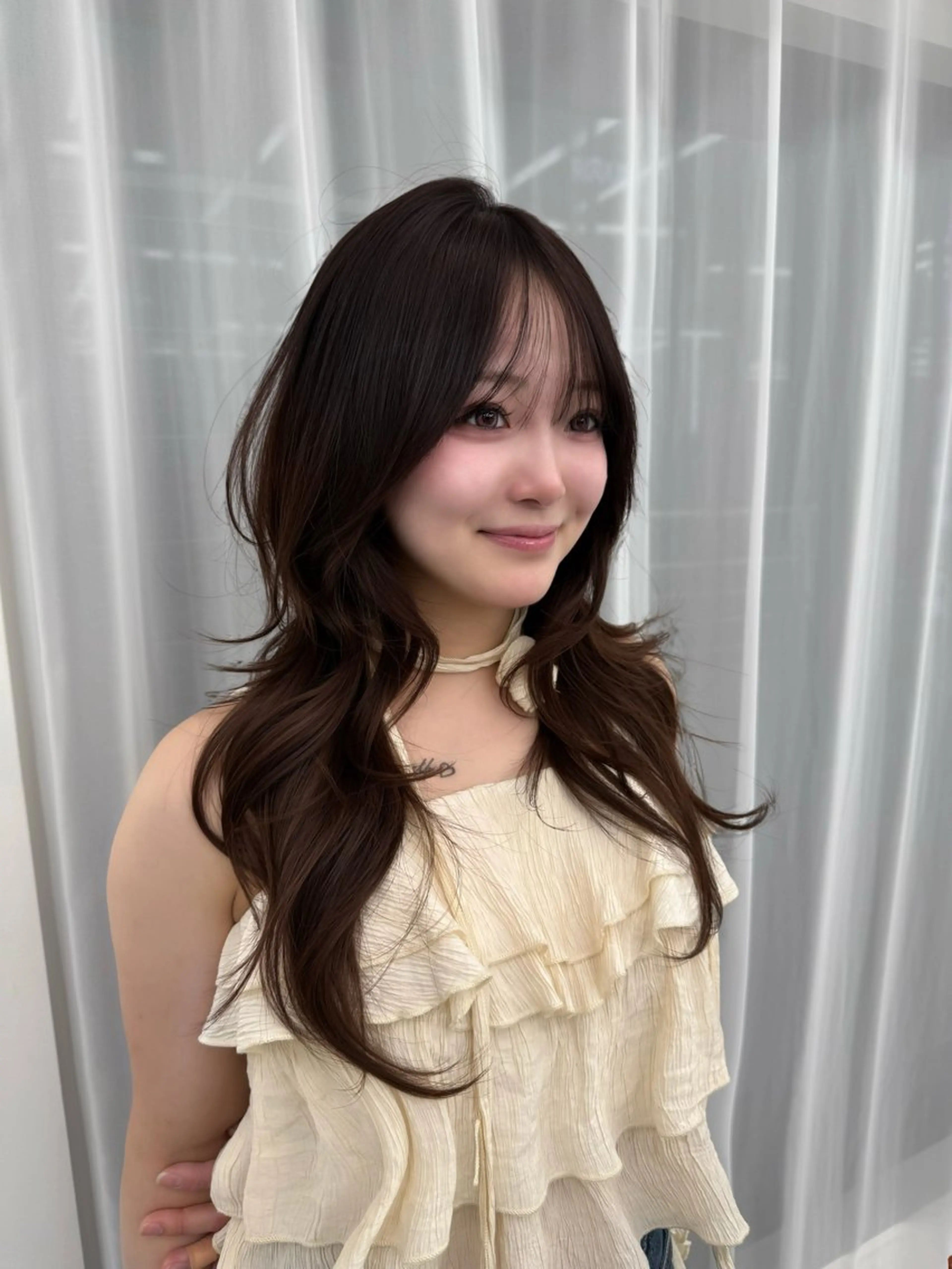 ロング 芦尾 佳照のヘアスタイル