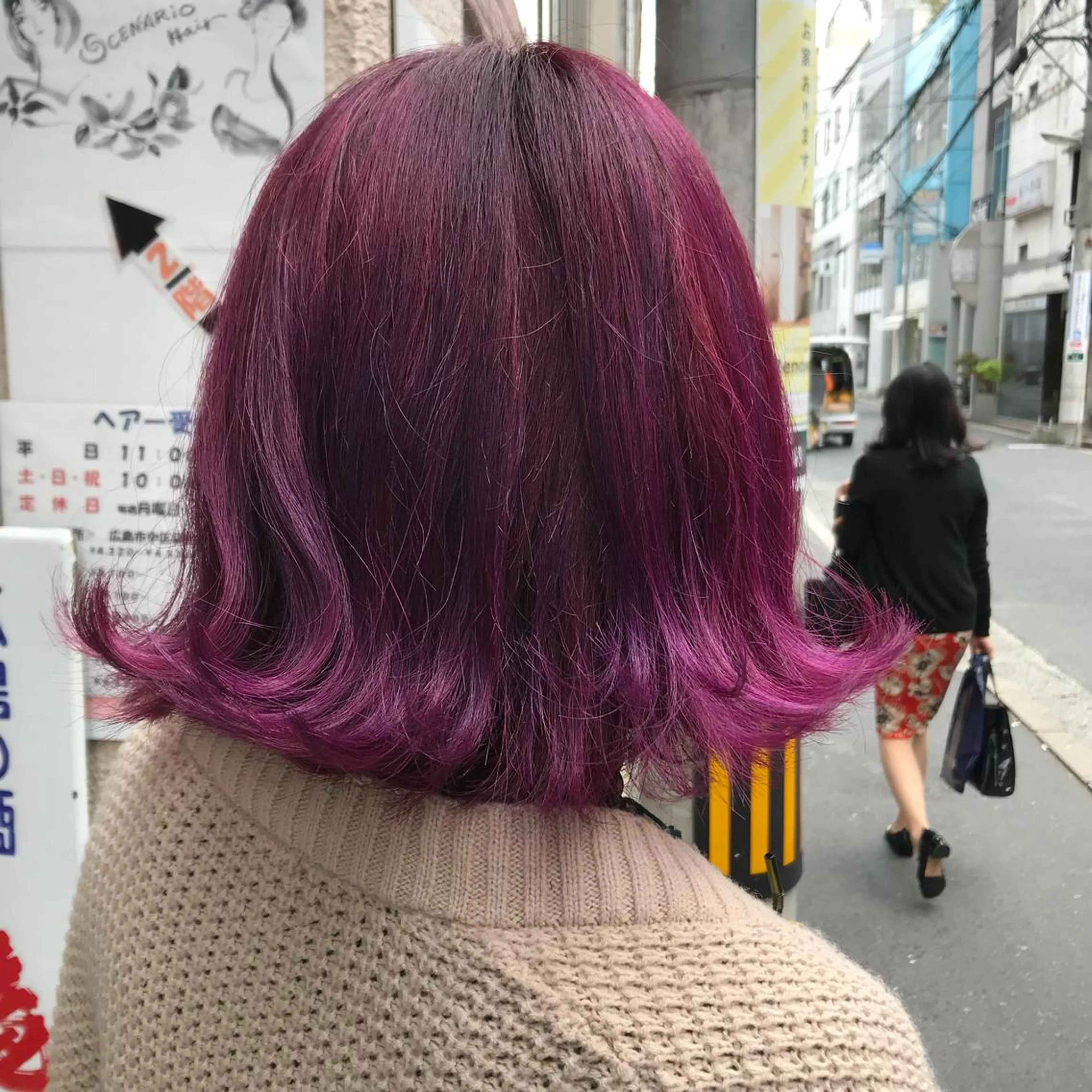 ショート カラー ブリーチ 長谷川 誠志のヘアスタイル