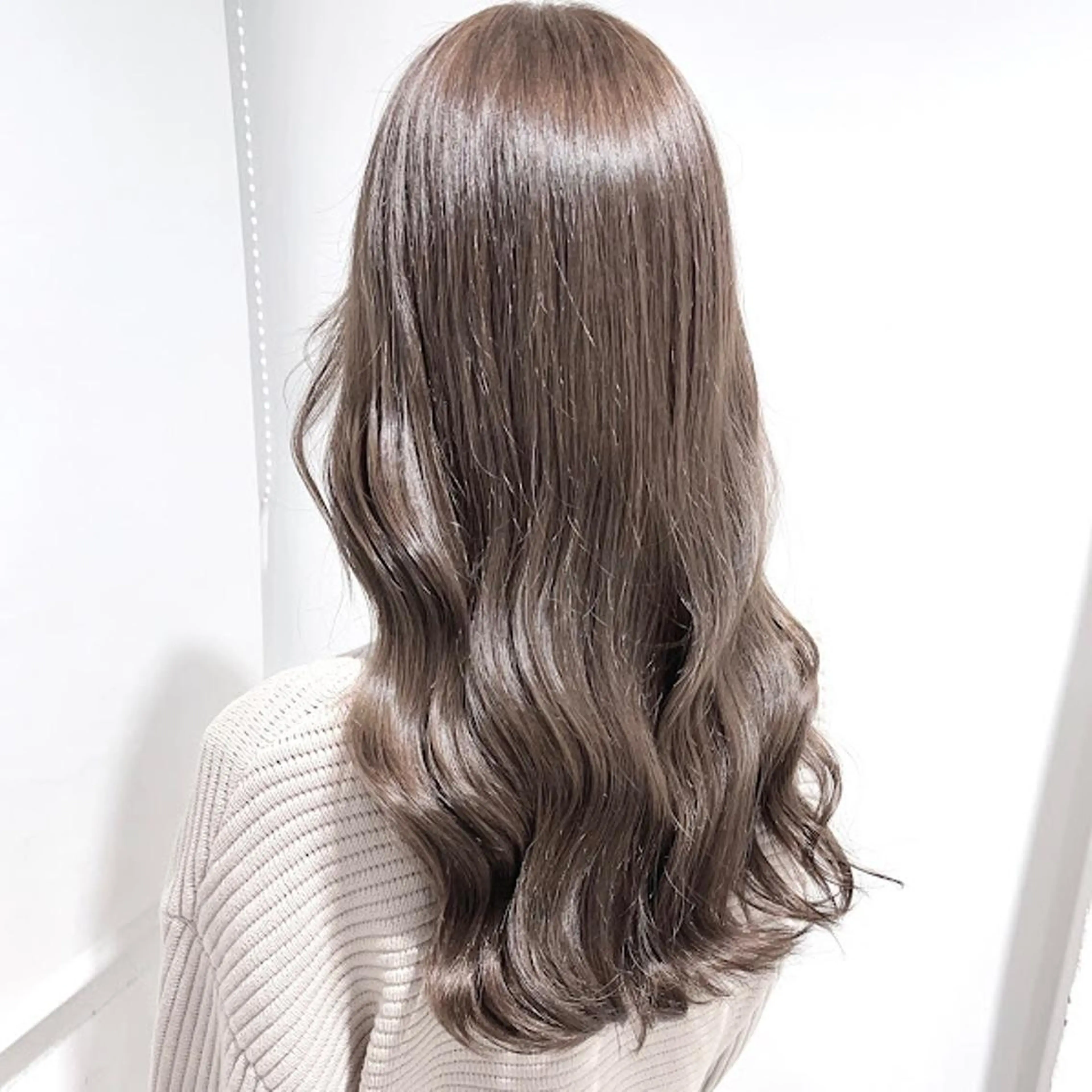 カラー 【公式】DISCO銀 座🪩トレンド🪽のヘアスタイル