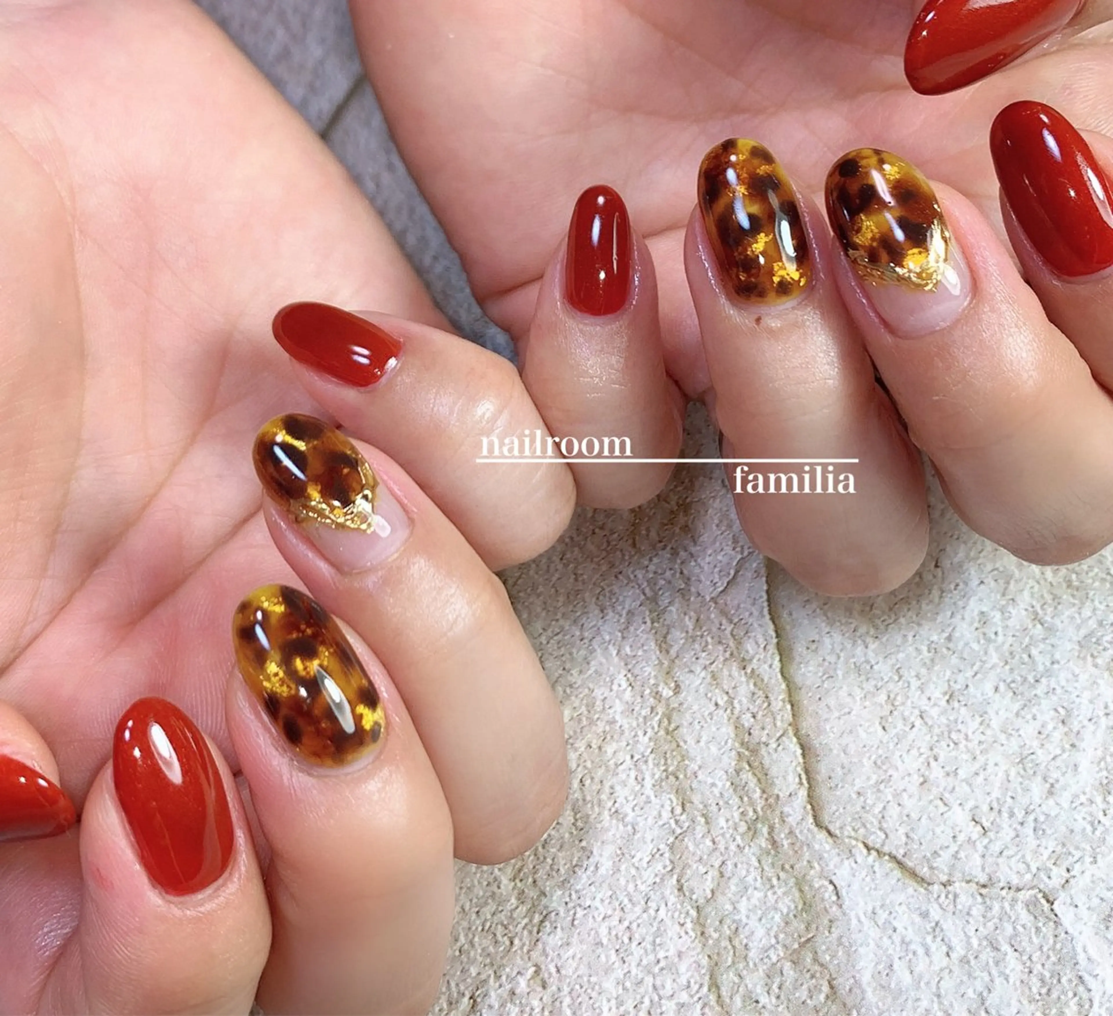 ネイル アニマル柄 べっ甲ネイル ボルドー ハンドネイル -nailroom- familiaのネイルデザイン