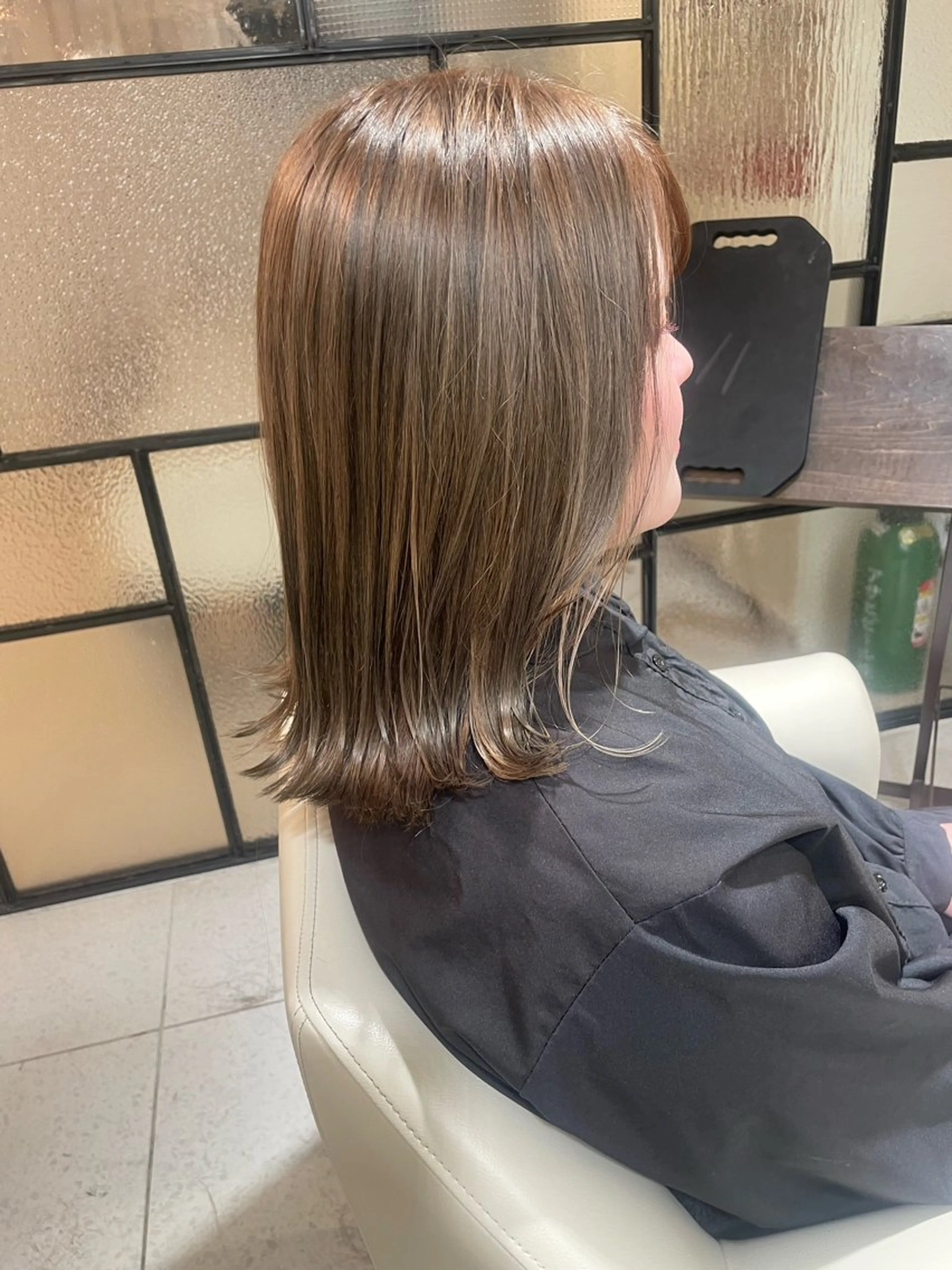 ミディアム カラー グレージュ オリーブグレージュ オリーブグレー 福田 千尋のヘアスタイル